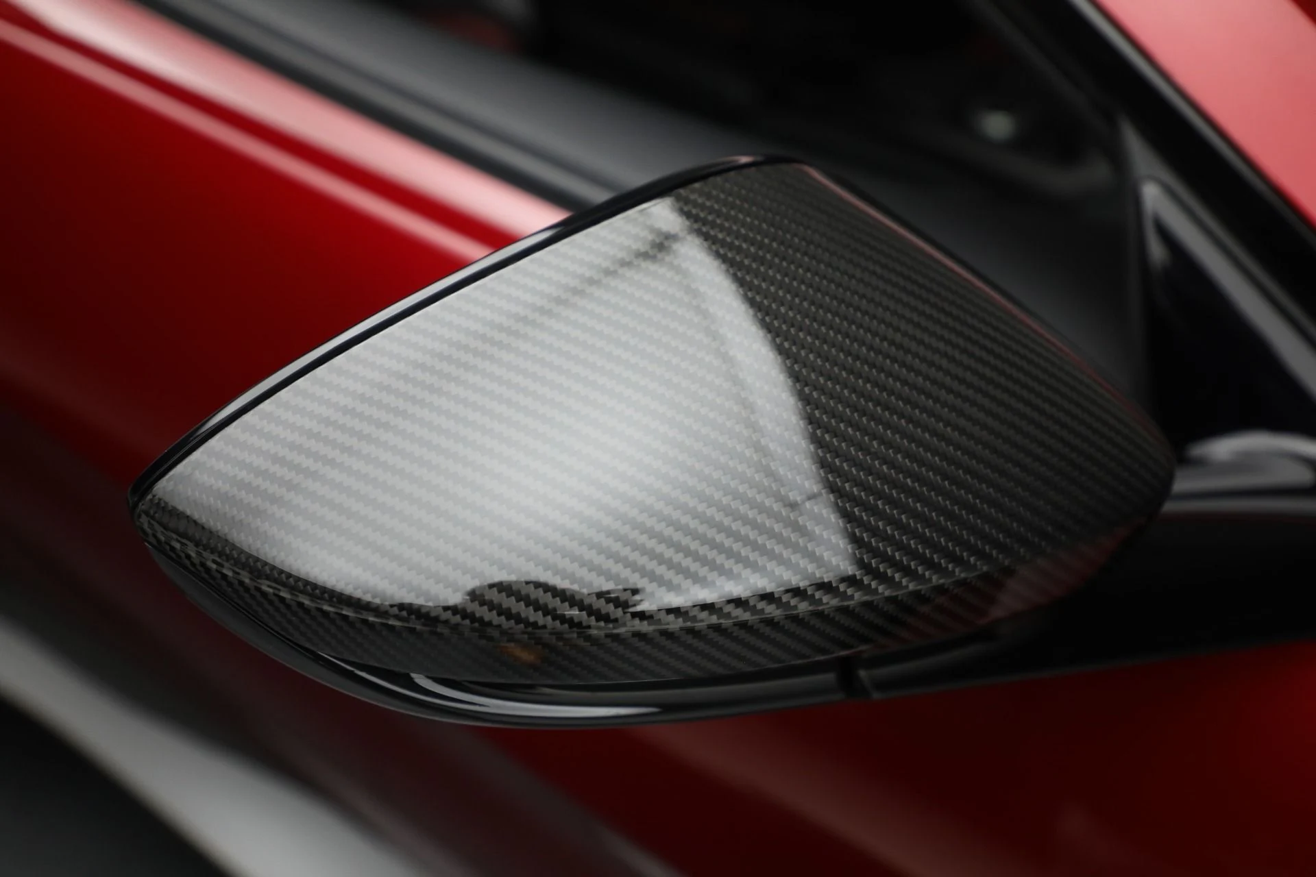 mph038_1097510533_Used_2023_Aston_Martin_Vantage_V12_f616aed7ed