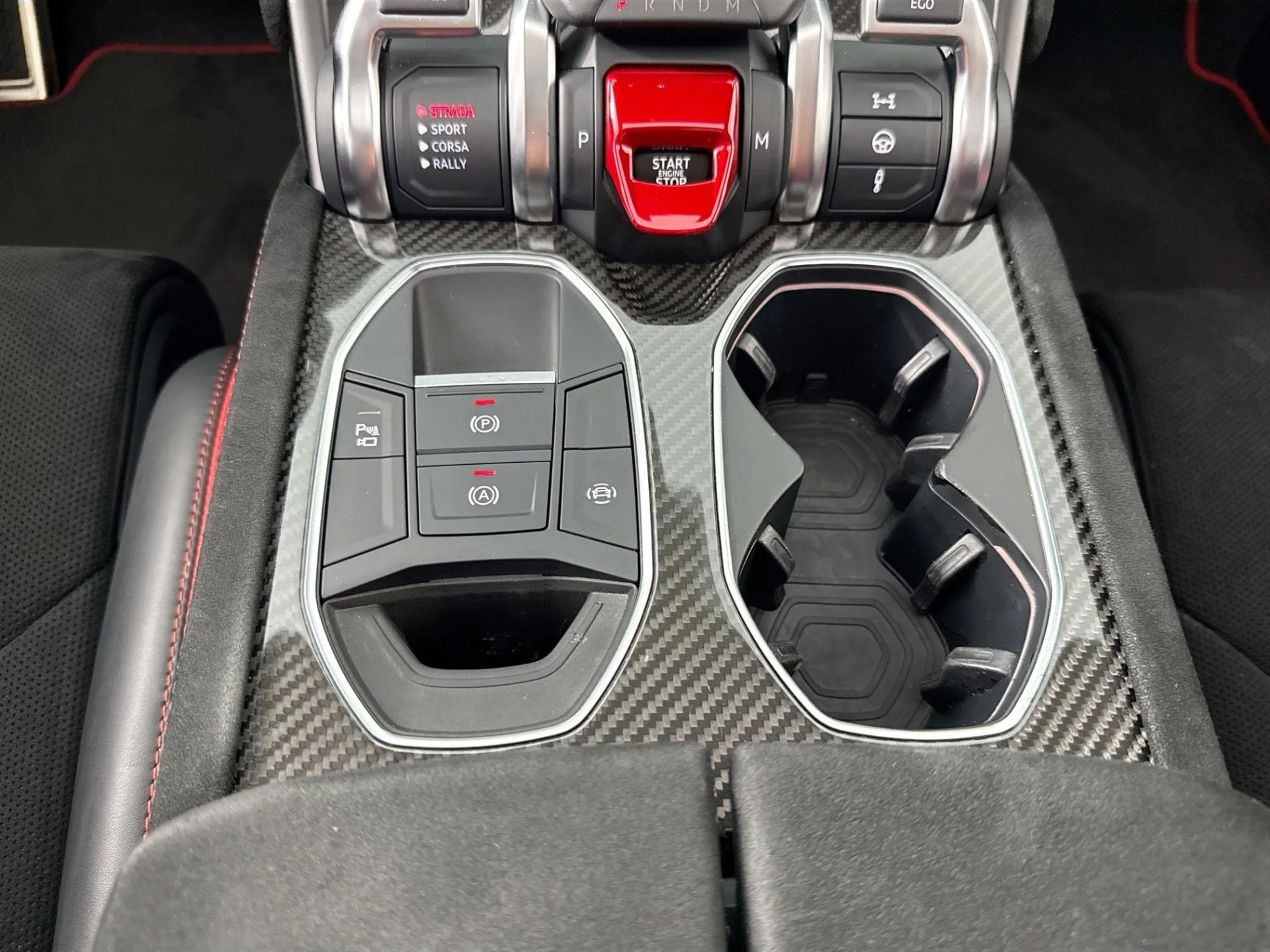mph038_1118481871_Used_2023_Lamborghini_Urus_Performante_1783708242_db136ddc7e