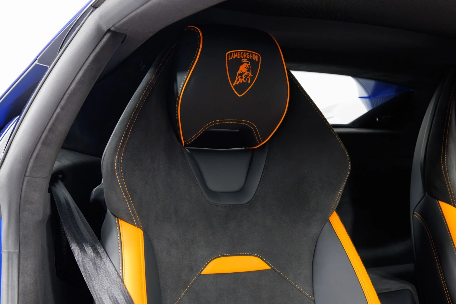mph038_1127787987_Used_2023_Lamborghini_Huracan_Tecnica_1784830843_3b4c53d7ba