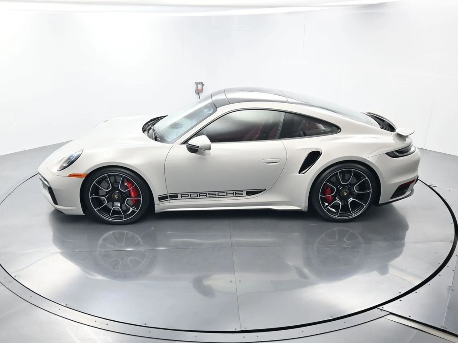 mph038_113097264_b289d1a14ba912438618d16c8ab79940_2f2e2935b3