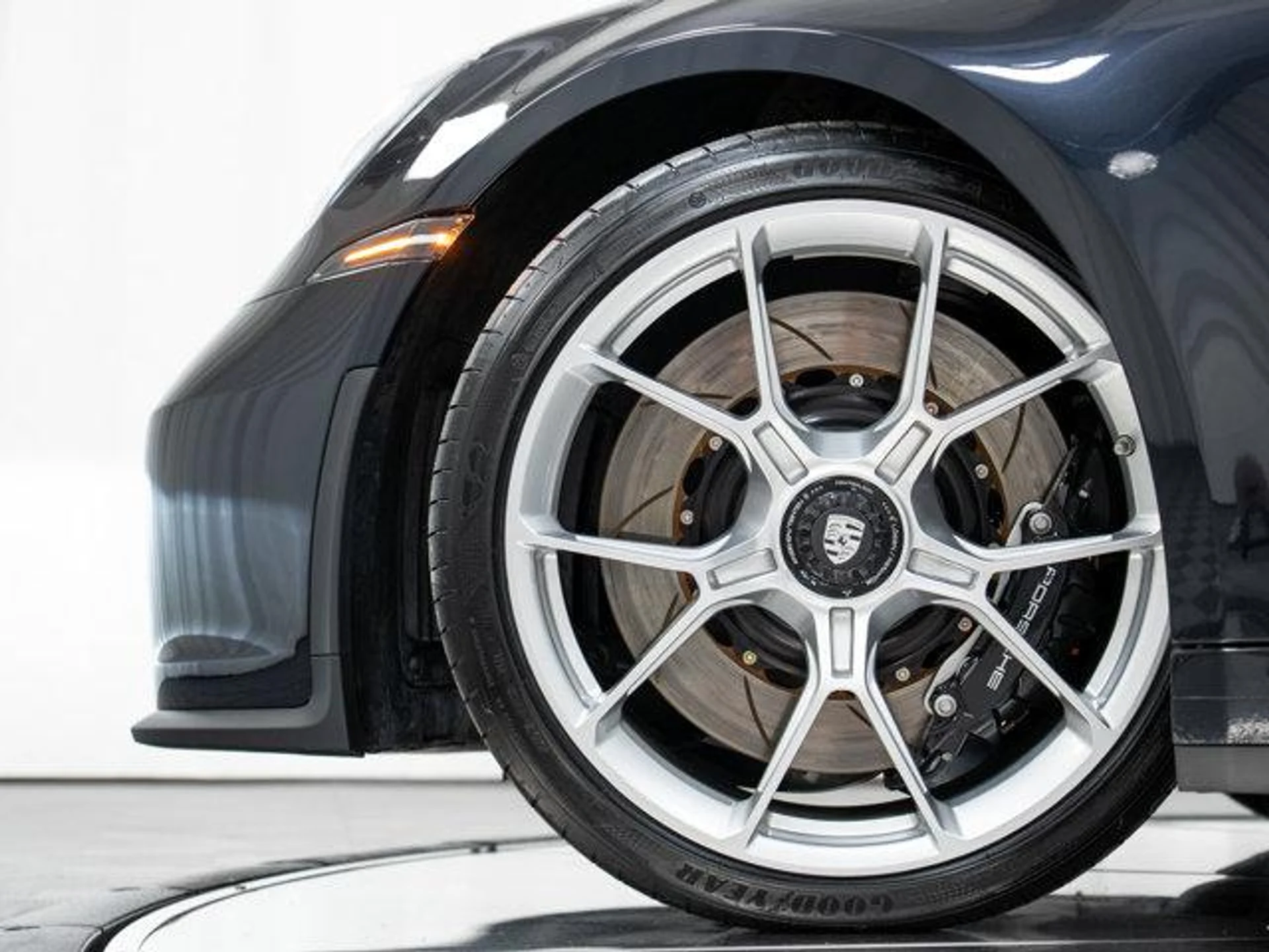 mph038_1133926627_7yi_Jd_Ug9l_WL_8_RNRAV_Vws_Q_Aj_Xbg_62574584b4