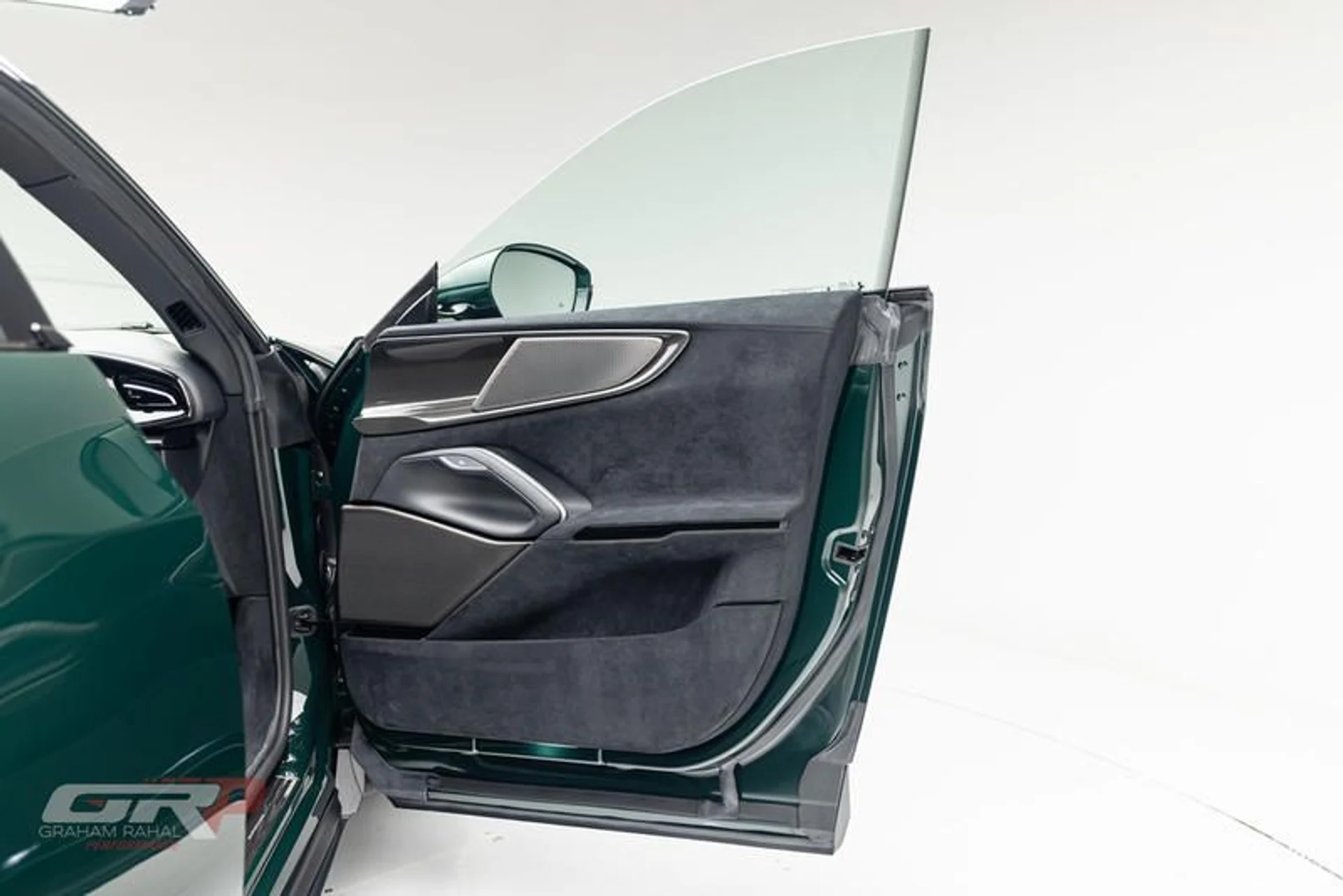 mph038_1149502163_B8637_B0_F_663_E_4_F8_E_B1_BA_0_C3_A4205262_B_063f4a5106