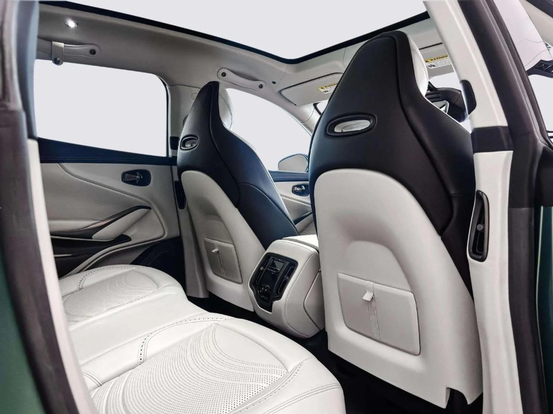 mph038_1151511249_Q6w_I_Ks_o3_N_Tjl_Z_Ym_IF_0n9d_T6j_Yo_a1039758f1