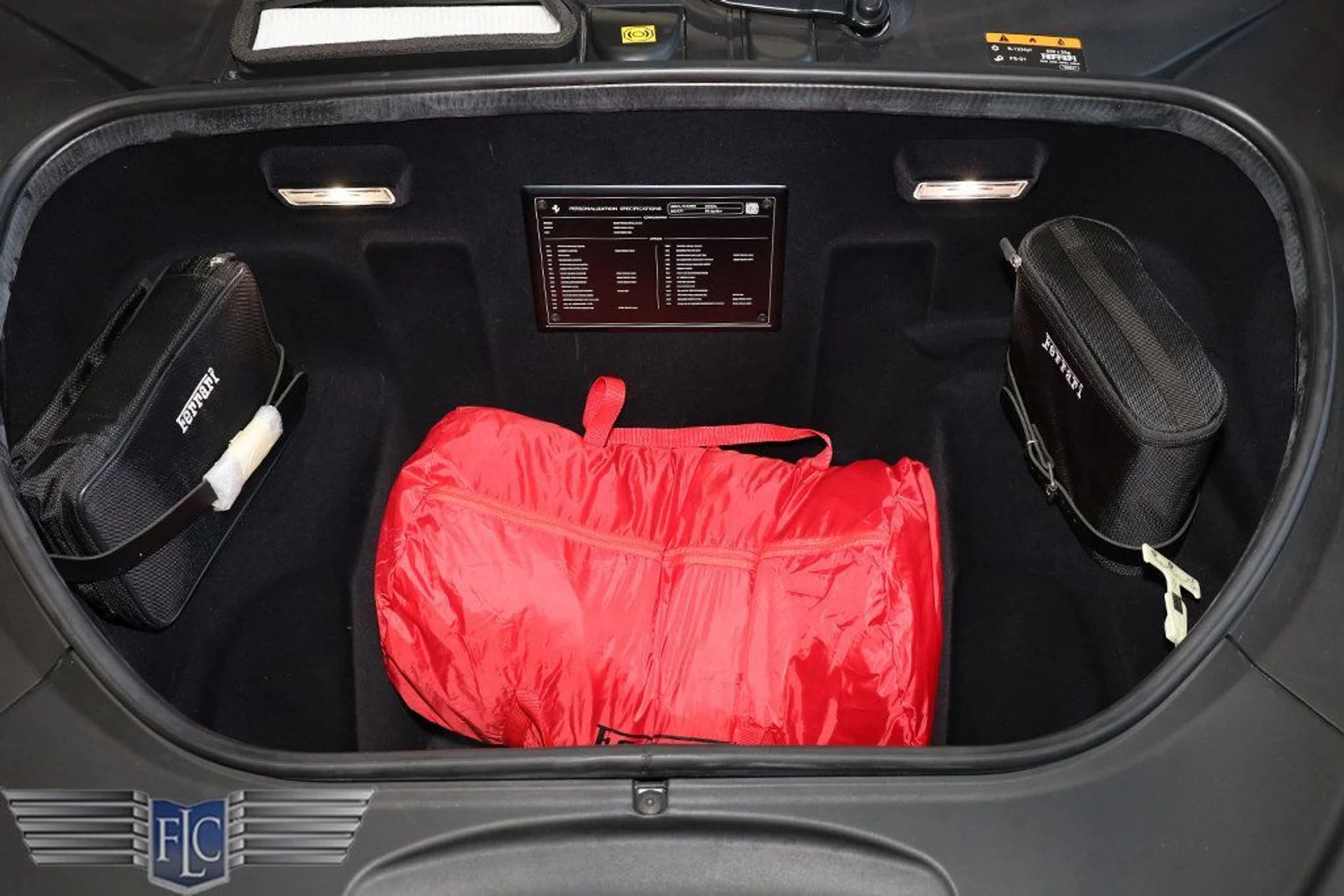 mph038_1151651653_used_2021_ferrari_f8_spider_convertible_9689_22996812_39_1024_714d643cab