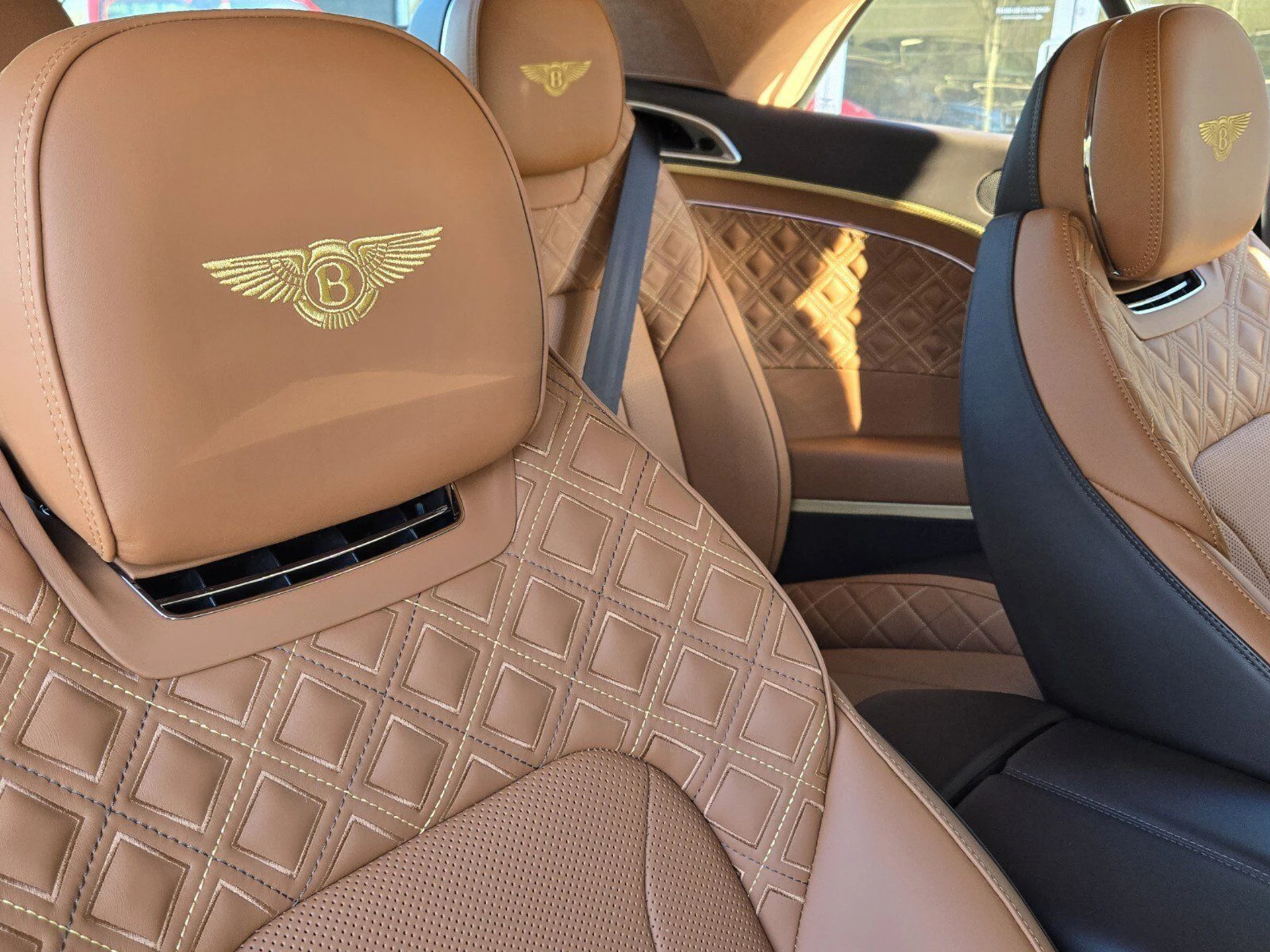 mph038_1153792890_36602a512cf0be8378c317a7edaa7585x_8b5abf70d5