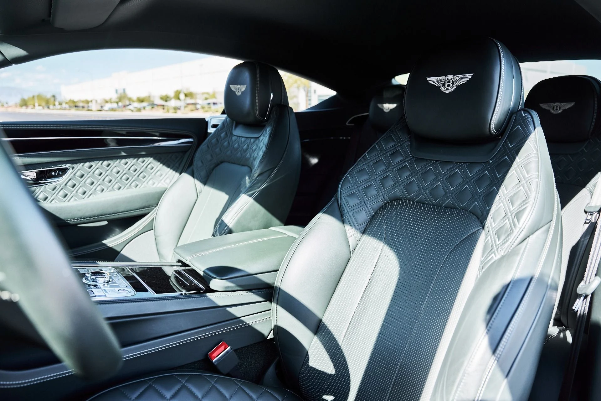 mph038_1159775417_Used_2020_Bentley_Continental_GT_V8_1776226470_c0900a5653