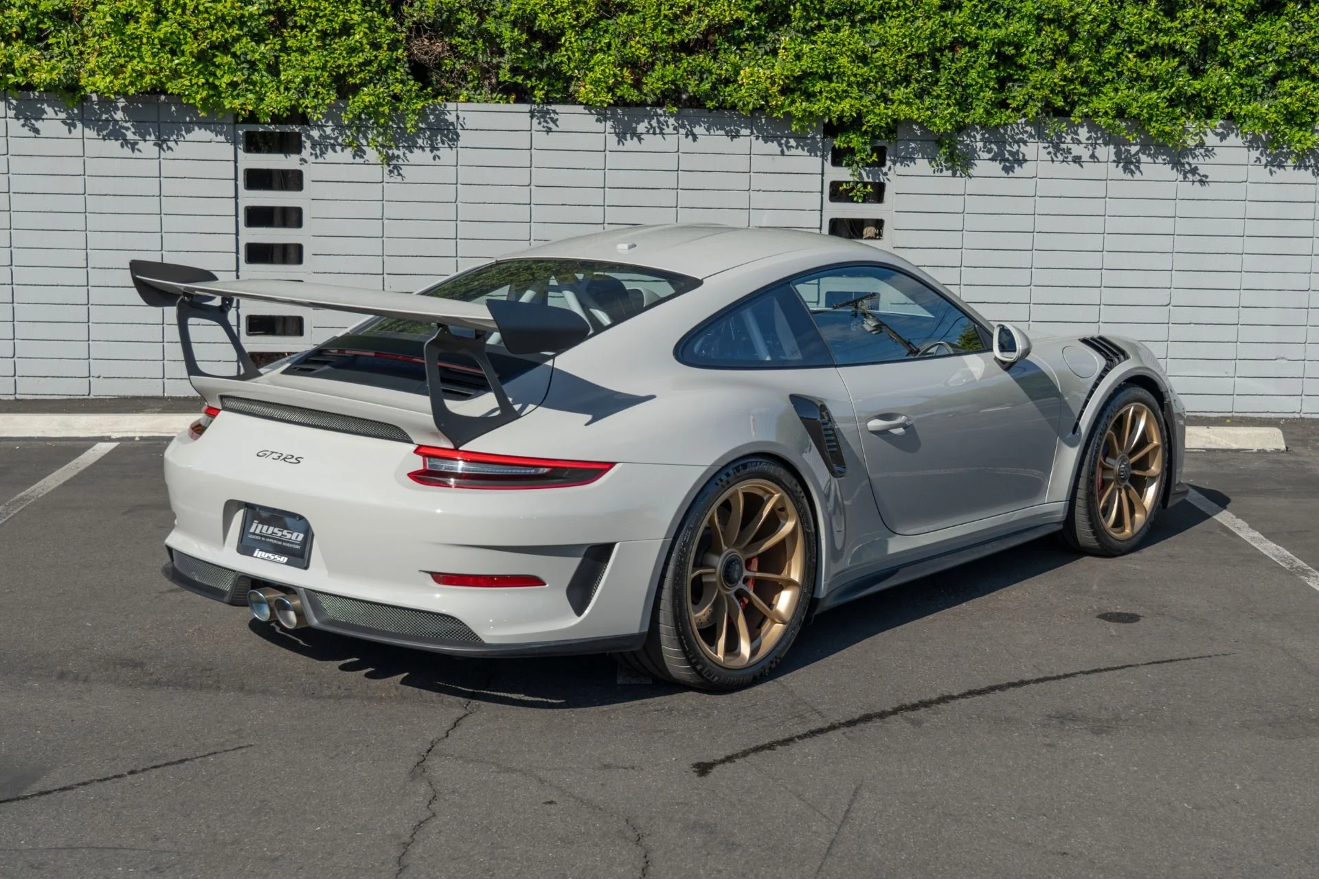 mph038_1176370348_Used_2019_Porsche_911_GT_3_RS_1759431879_c0e4fb154c