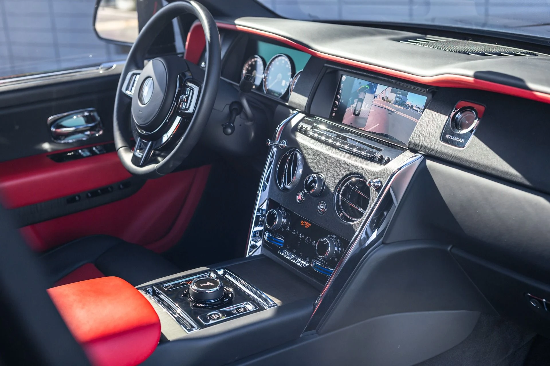 mph038_1179142287_Used_2021_Rolls_Royce_Cullinan_1698712235_8ef2f00f22