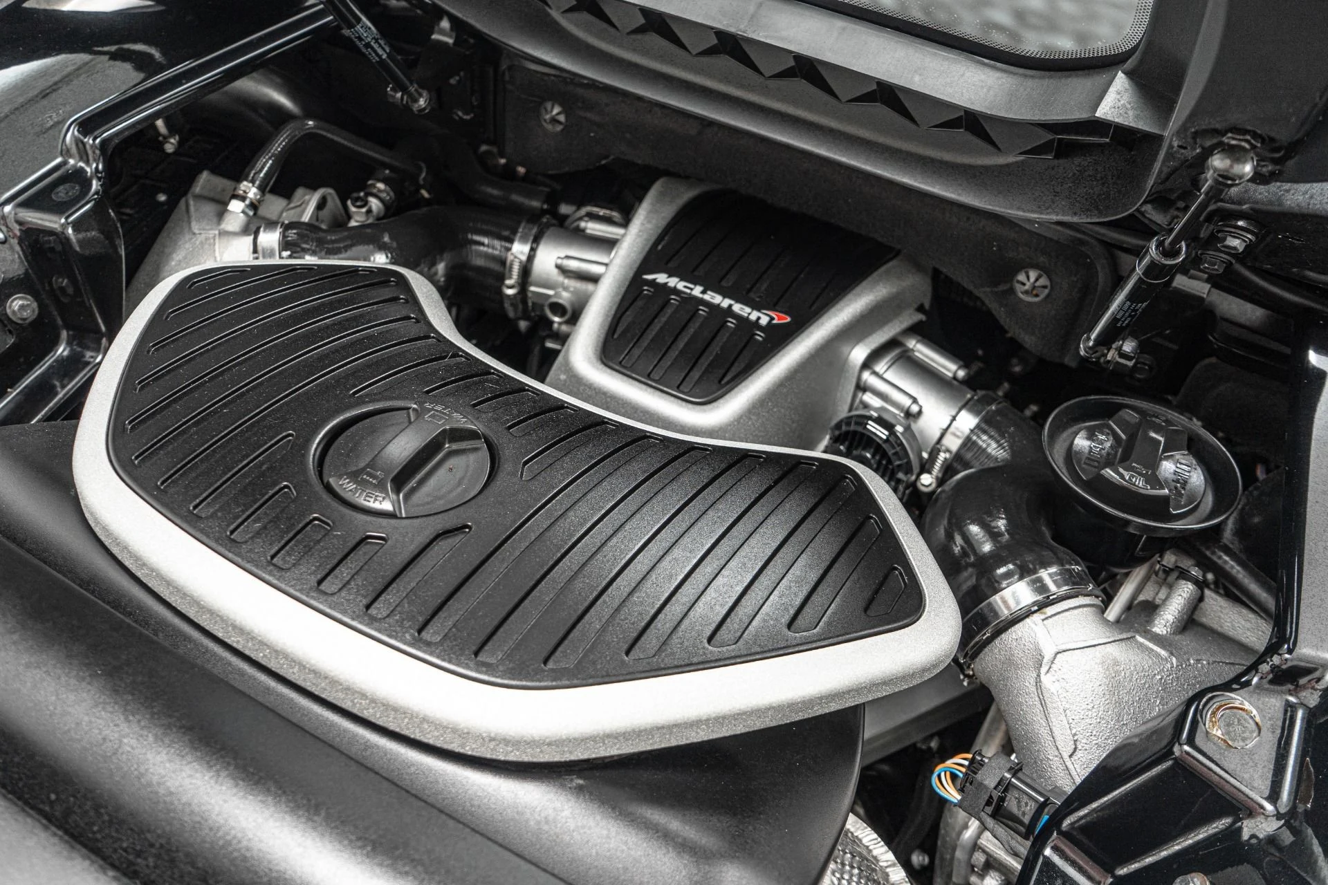 mph038_1180757372_Used_2013_Mc_Laren_MP_4_12_C_Spider_Low_Miles_Super_Lightweight_Wheels_Stealth_Pack_1758231288_de7dd1fb46