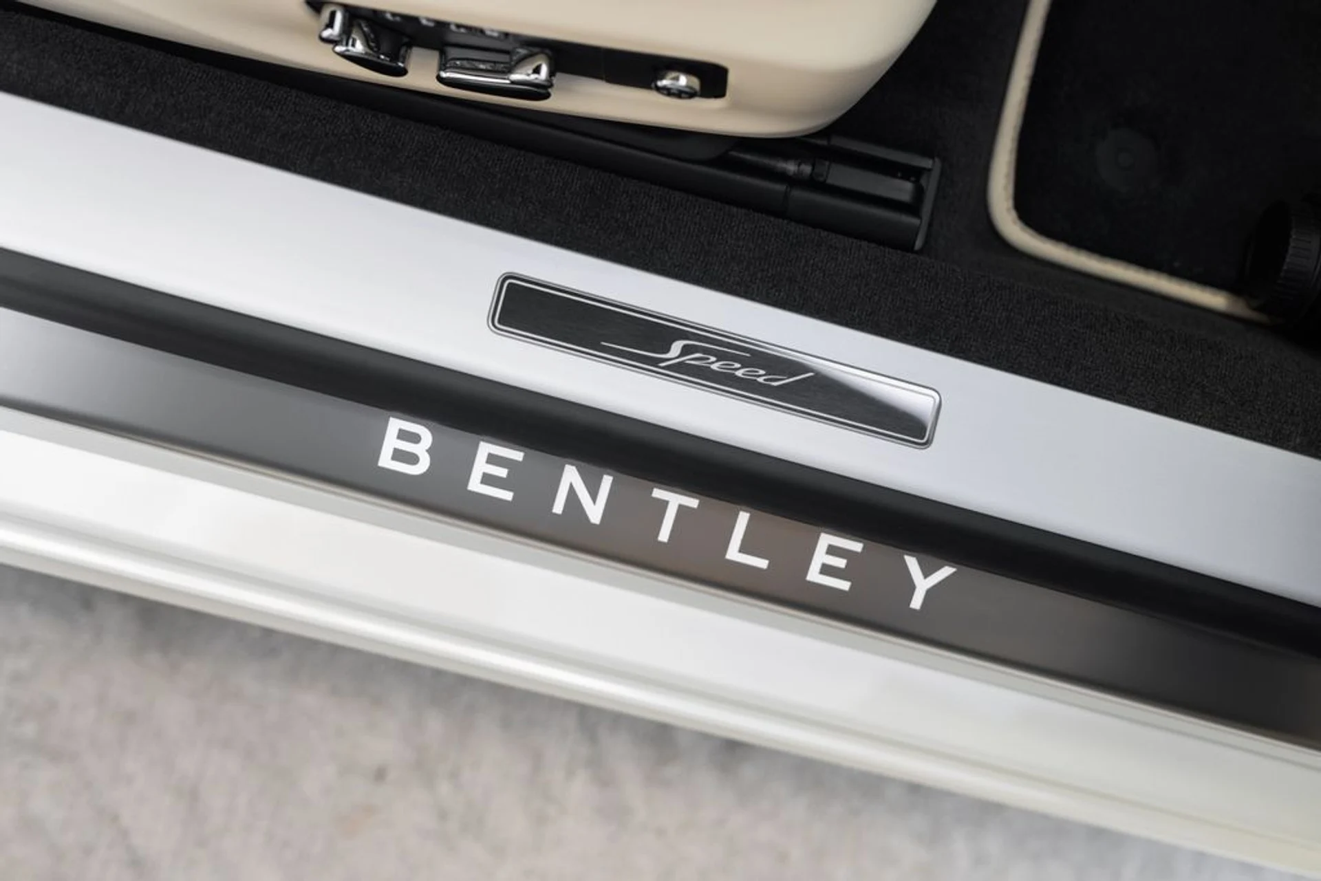 mph038_1196178652_b282551d9b1aa9e209d9ecede89aaf9fx_0808bd6ebb