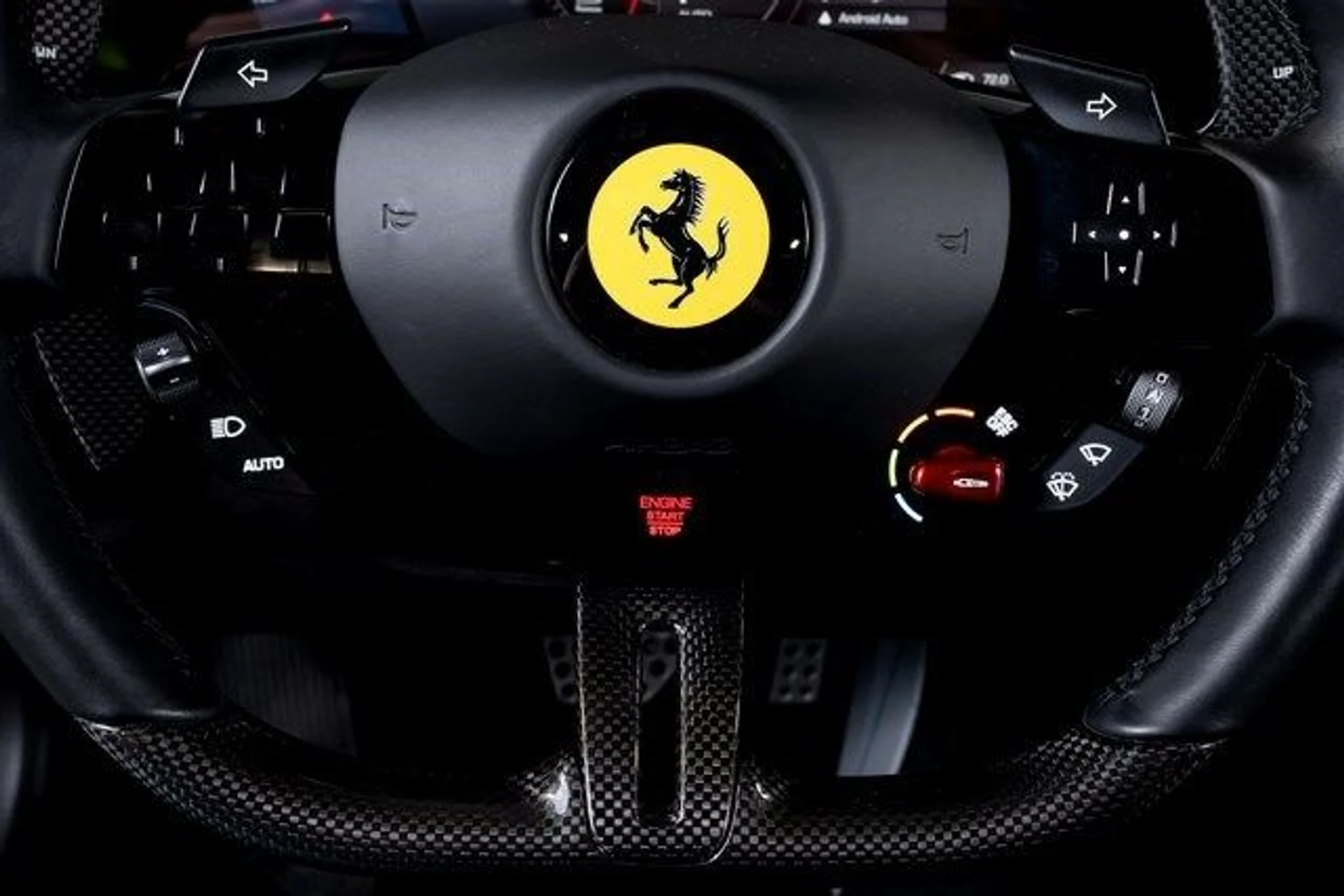 mph038_119769245_0360897c699a41a360e8f42f591d4dcax_ebcead8677