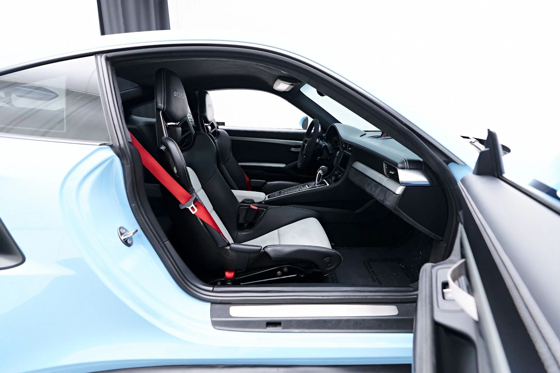 mph038_1199145896_Used_2016_Porsche_911_GT_3_RS_1755310000_8644595f4c