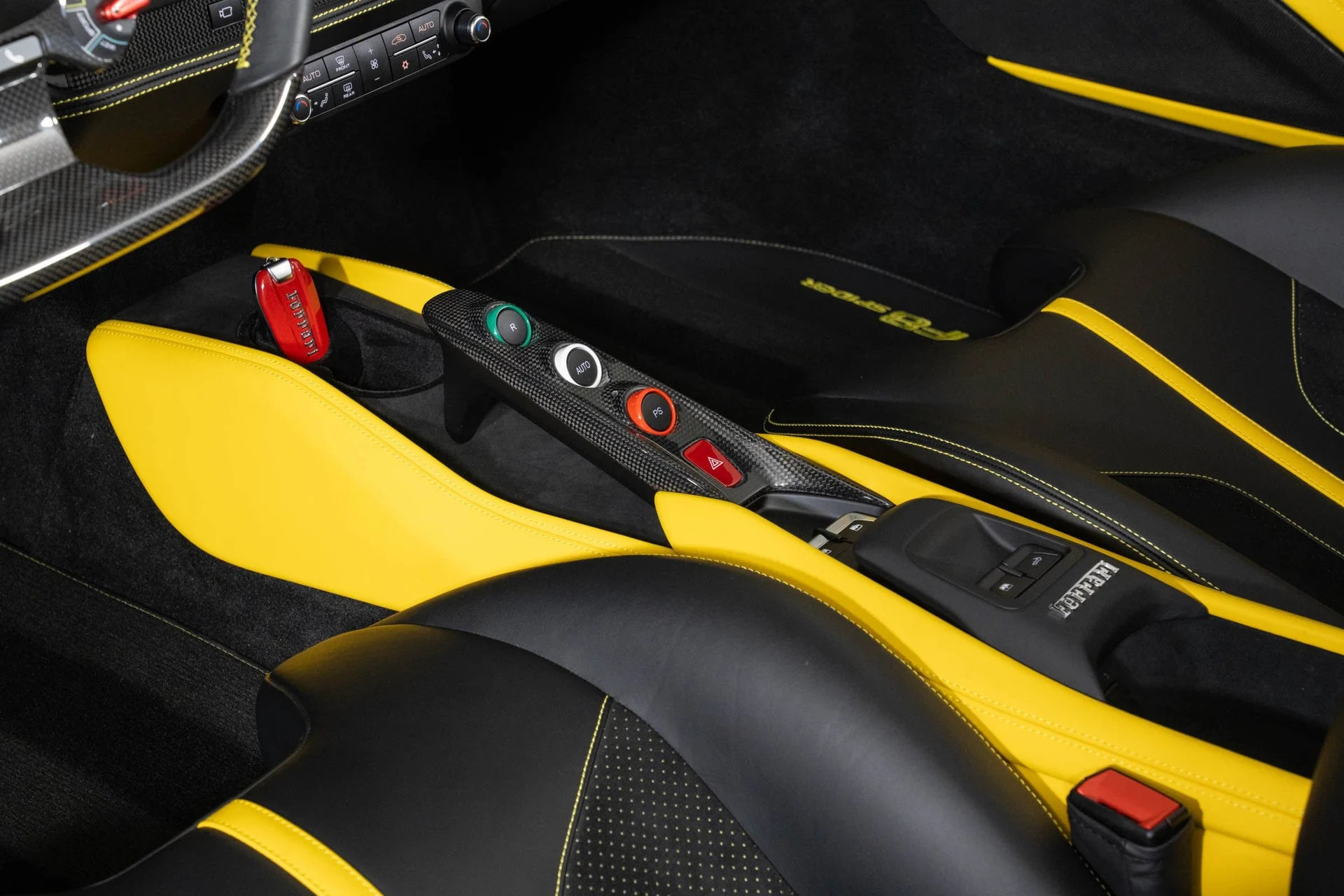 mph038_1205143808_345c3d6e39904fcd9ac31e1b6e6a7e1f_690ad18649