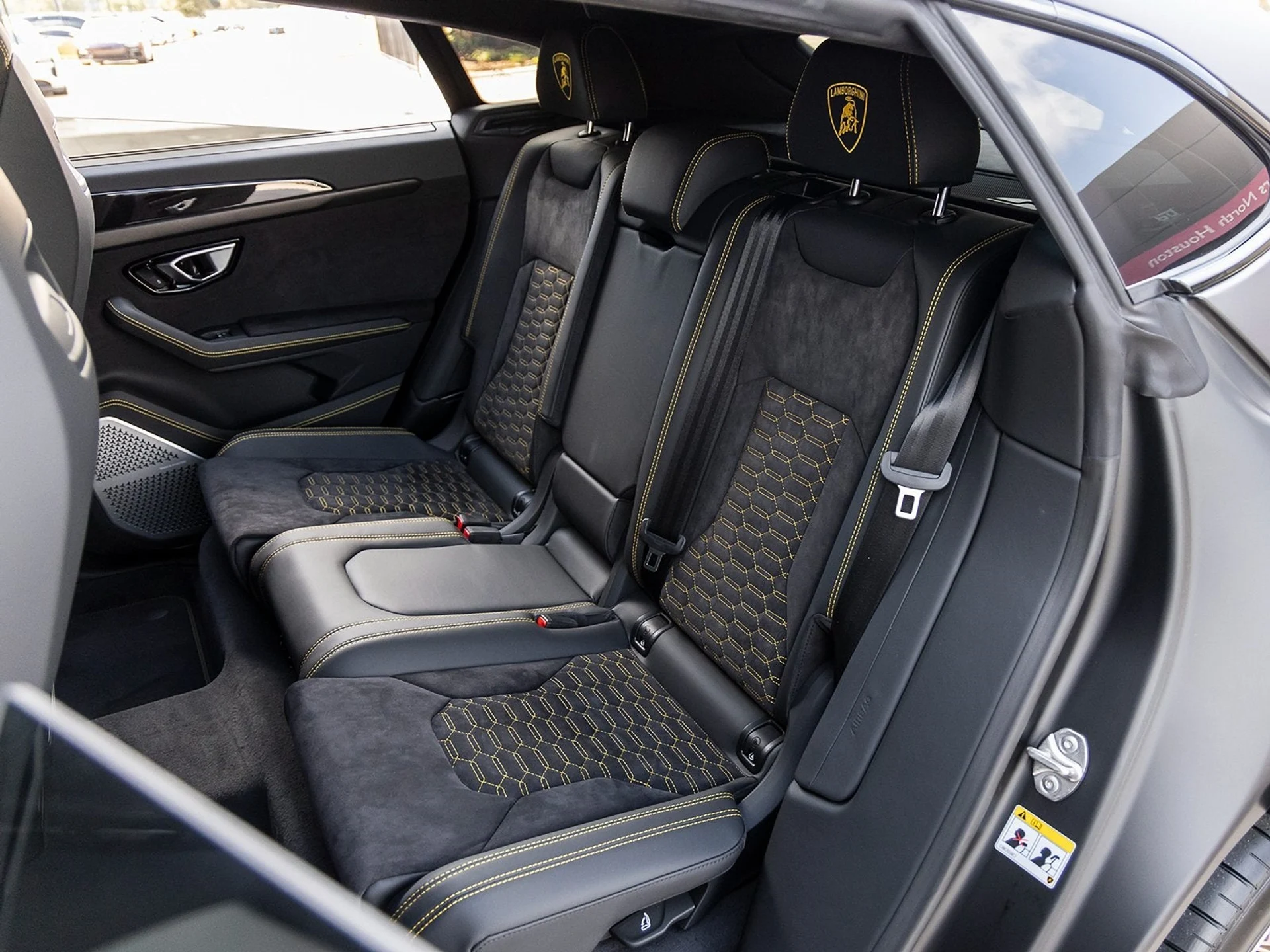 mph038_12168963_39_caf5da2977