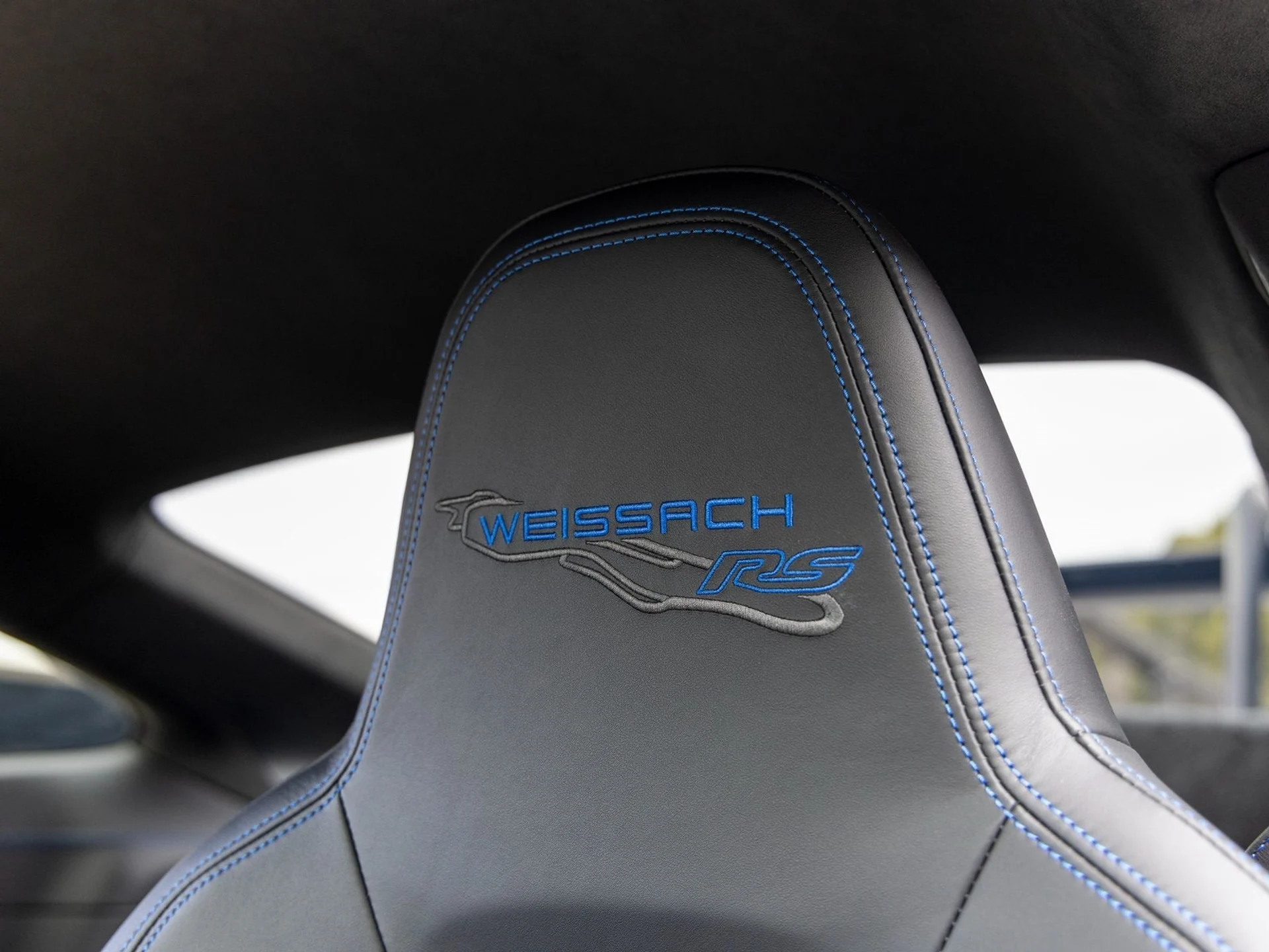 mph038_12520330_39_44632f7602