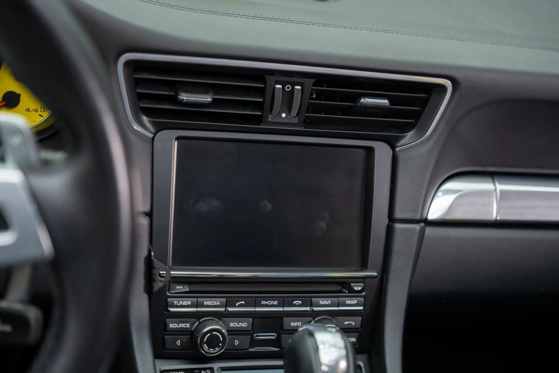 mph038_1254017217_88aa4f91e228bb8b4cbedeb9a69291f1_72911c5547