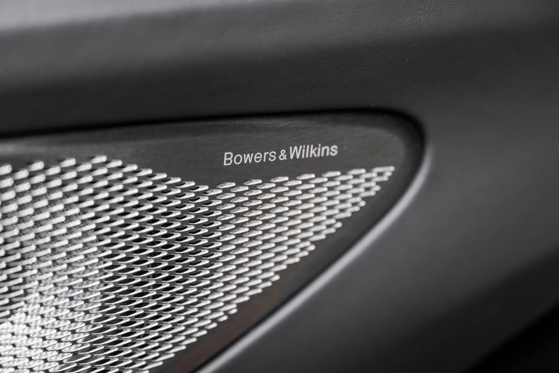 mph038_1279234539_New_2026_Aston_Martin_Vantage_Roadster_1785470681_4406a8158e