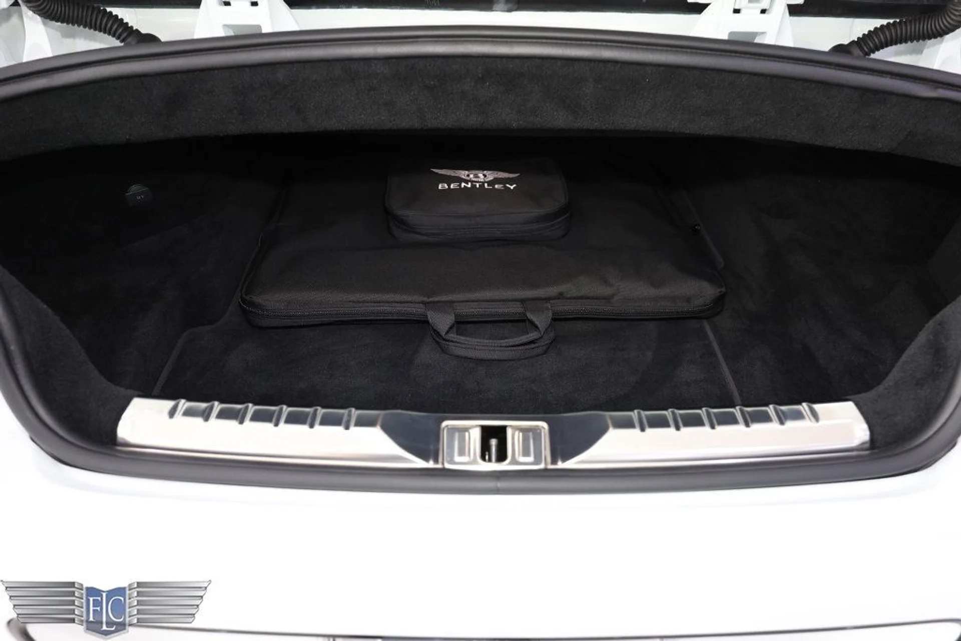 mph038_1281782922_used_2024_bentley_continental_gtspeedconvertible_6305_22967933_39_1024_64213b5b92