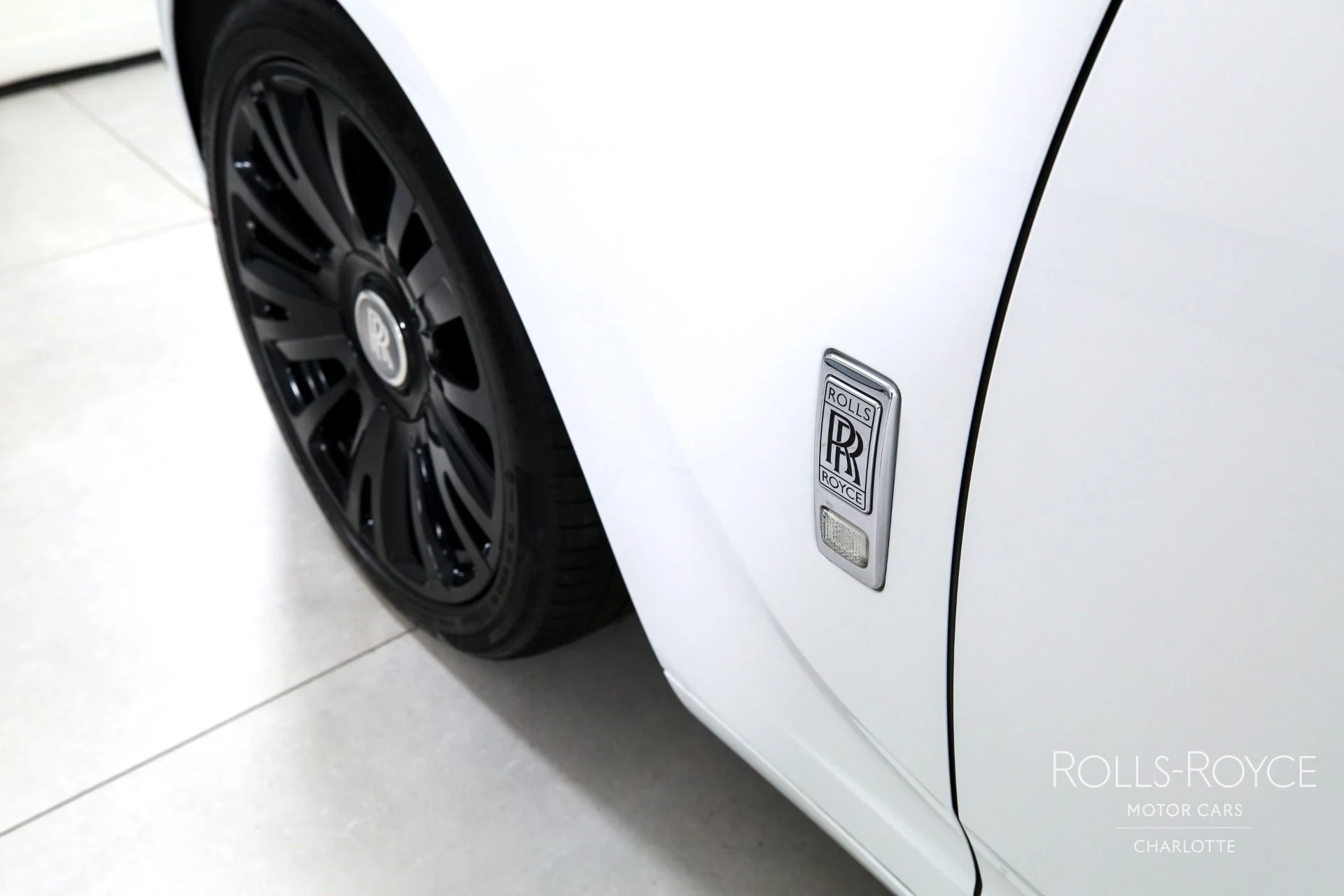 mph038_1285280122_Used_2019_Rolls_Royce_Ghost_1783112154_8449ce839d