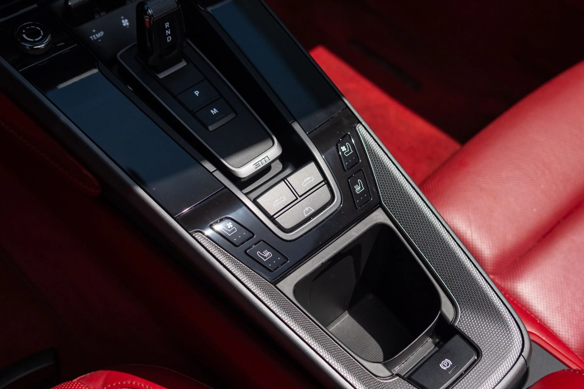 mph038_1295401512_Used_2021_Porsche_911_Carrera_1775497213_4c8dafe6c1