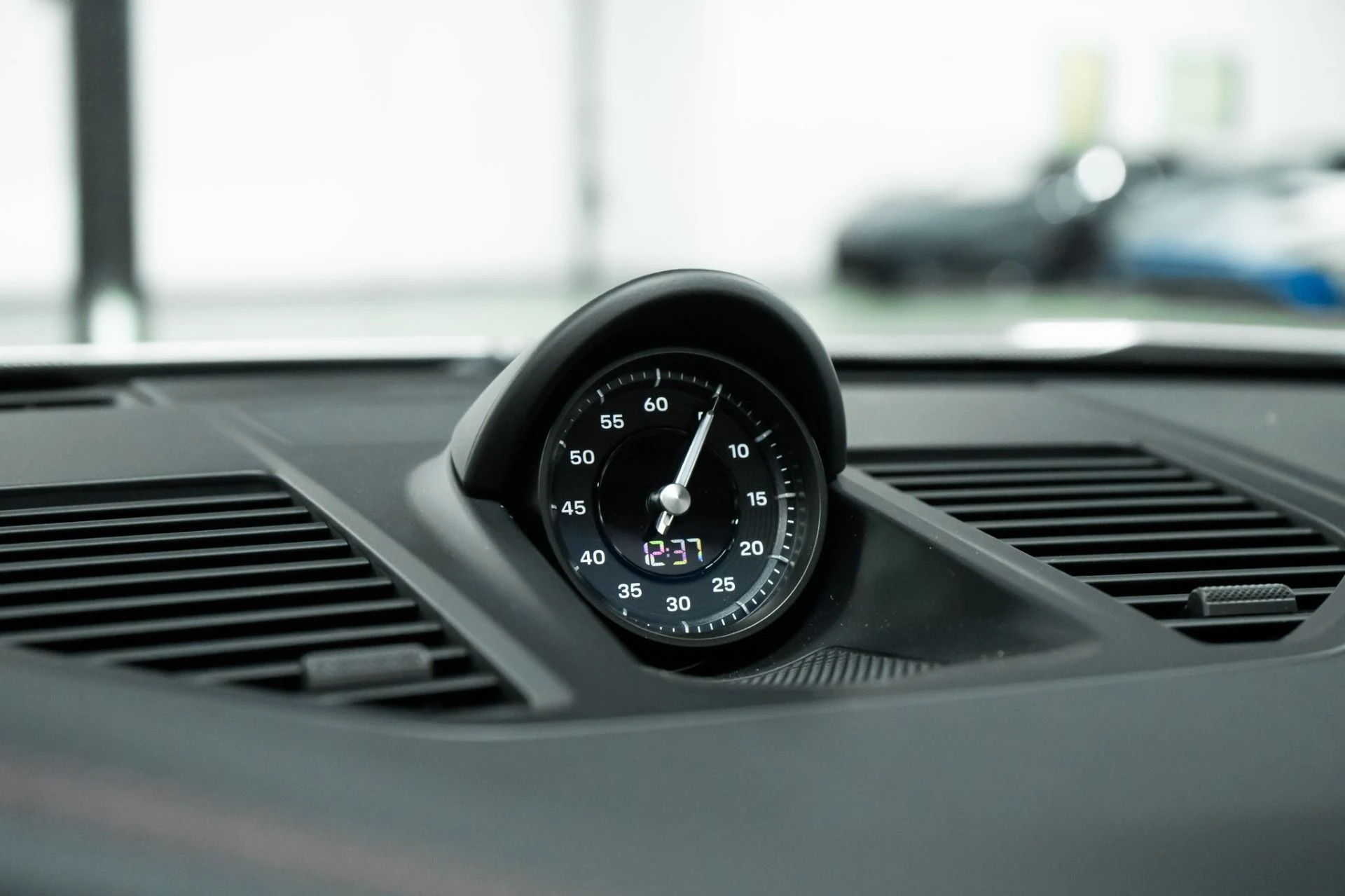 mph038_1336206153_Used_2026_Porsche_911_Targa_4_GTS_Targa_4_GTS_1767211945_51b720cecb