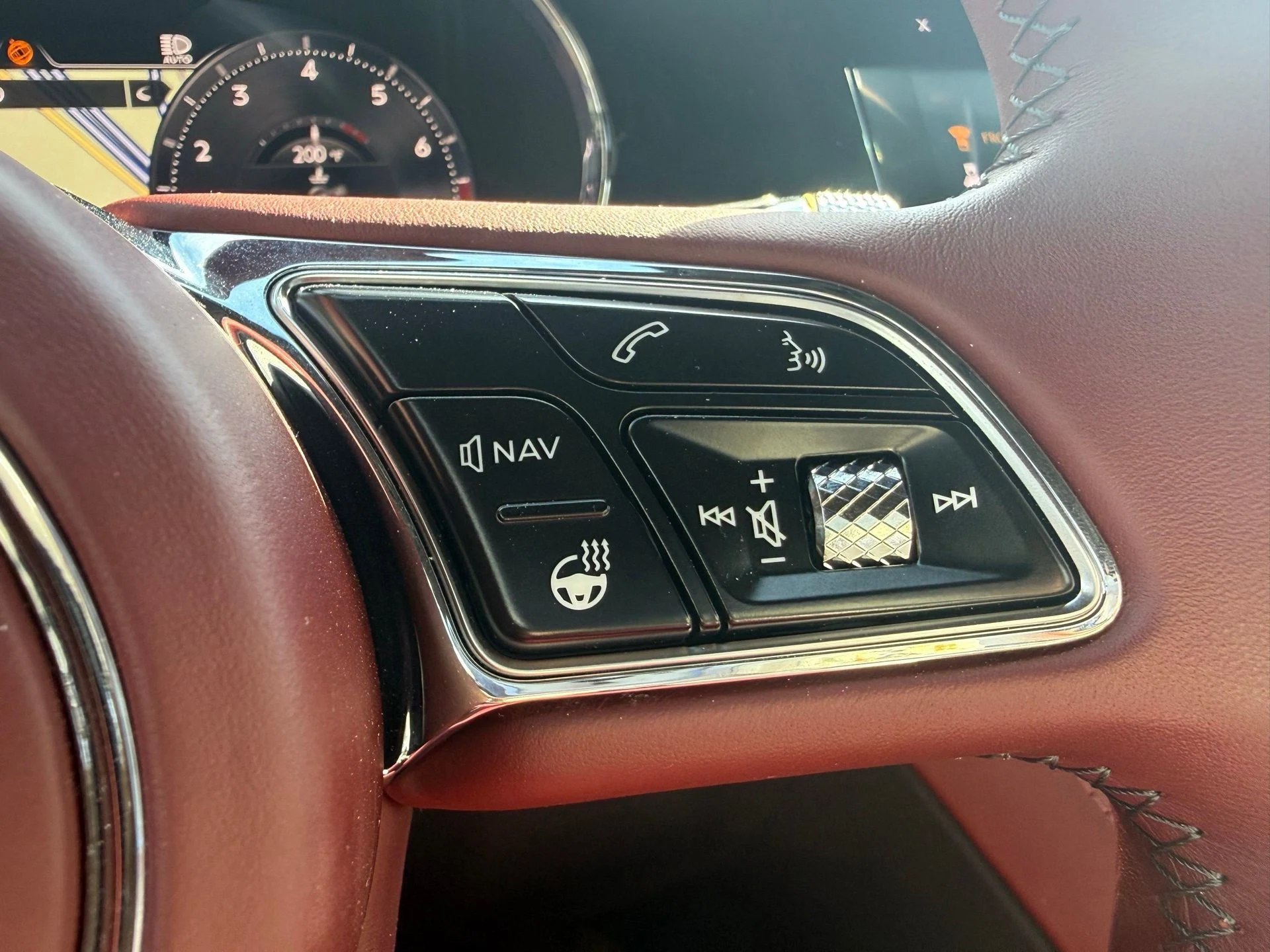 mph038_1340925520_49b57da011584b34a594e335a5004e5a_a28b725c3e