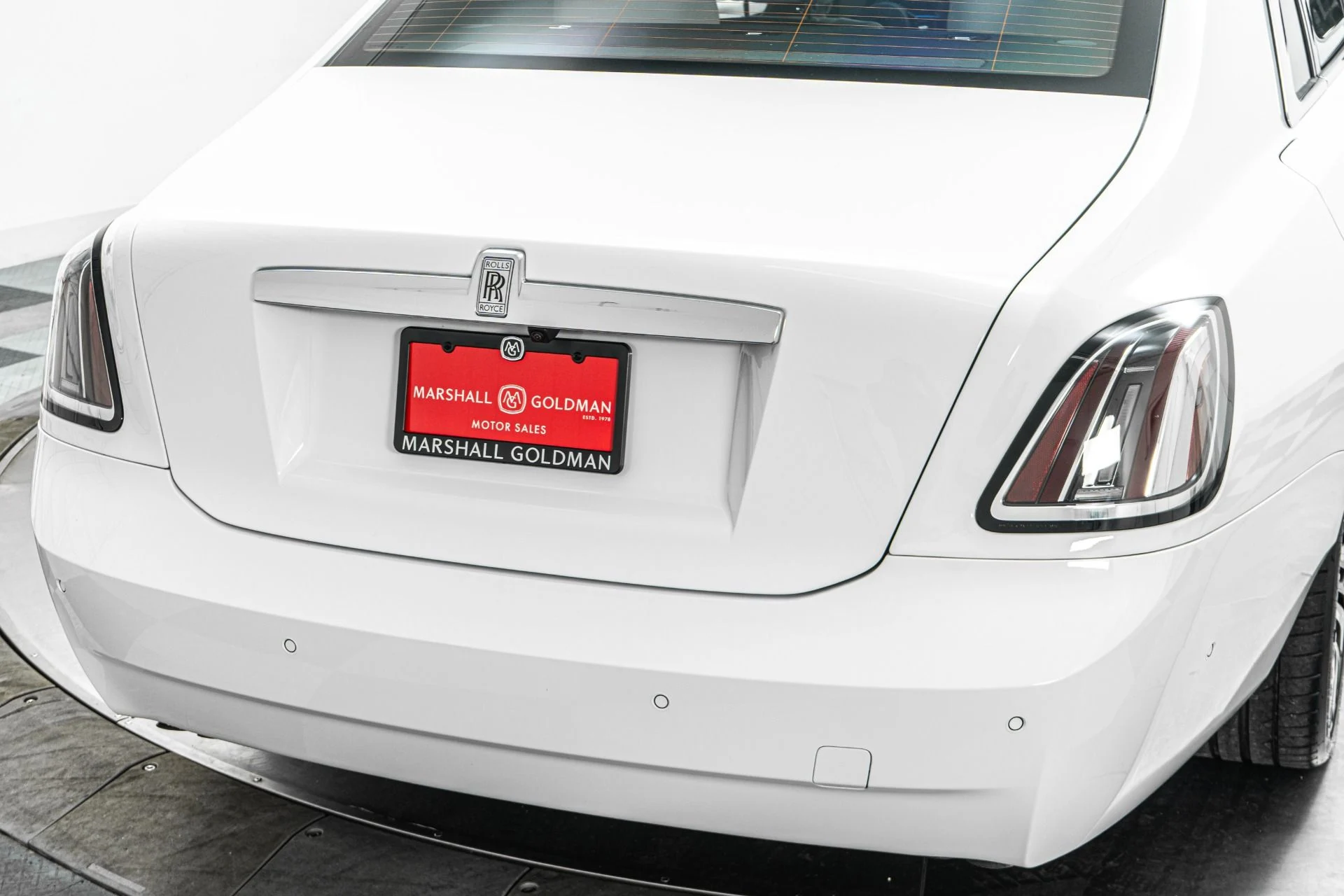 mph038_1342830604_Used_2026_Rolls_Royce_Ghost_Two_Tone_Interior_Low_Miles_1781640354_f753ed465e