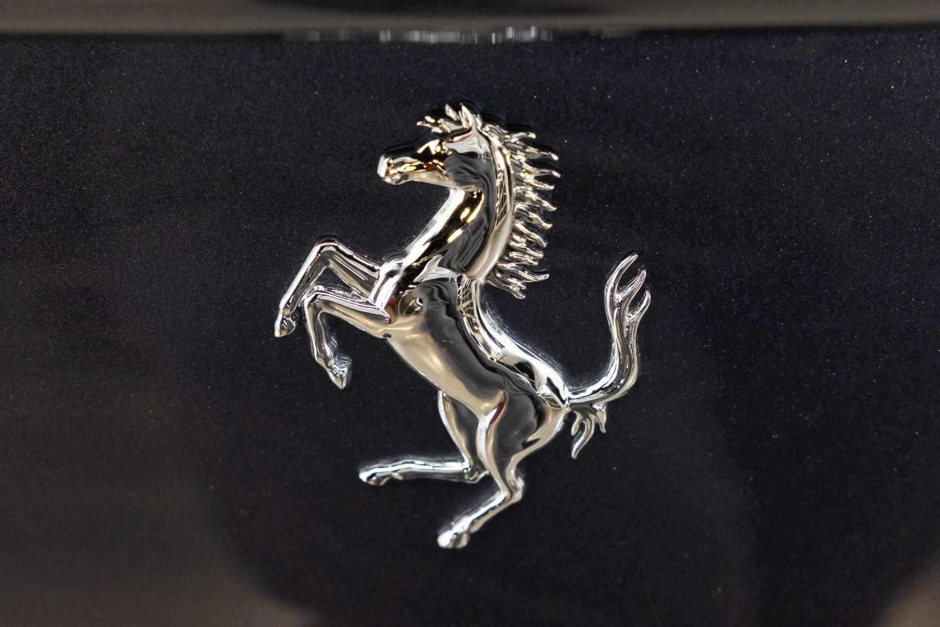 mph038_1354277641_Used_2021_Ferrari_Roma_1786098938_9fed732d00