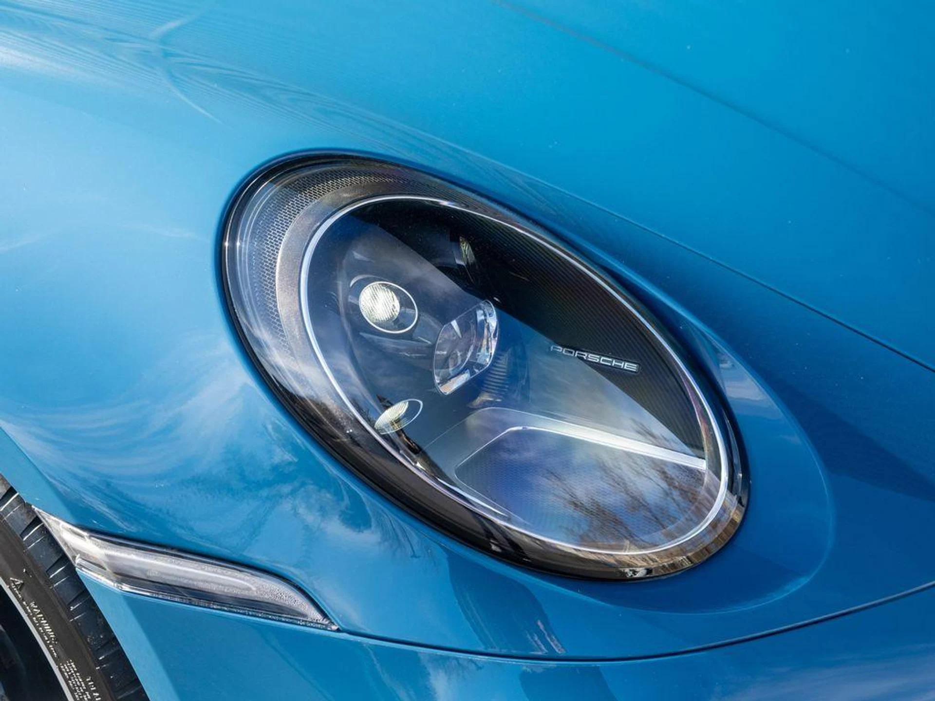 mph038_1370693442_53d_W36ciqlna_C_Bed_Q_Eyd_R_Nkh_UV_0_4b8a97900a