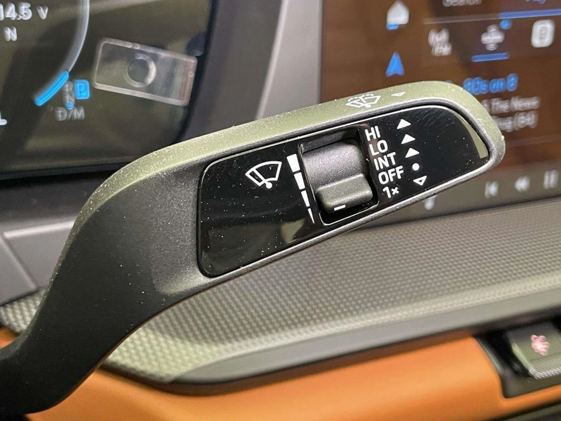 mph038_1389000217_x_Fz_Fdzs_QP_Hzjr_Xv2_D3kakm_B1n_IU_8681379986