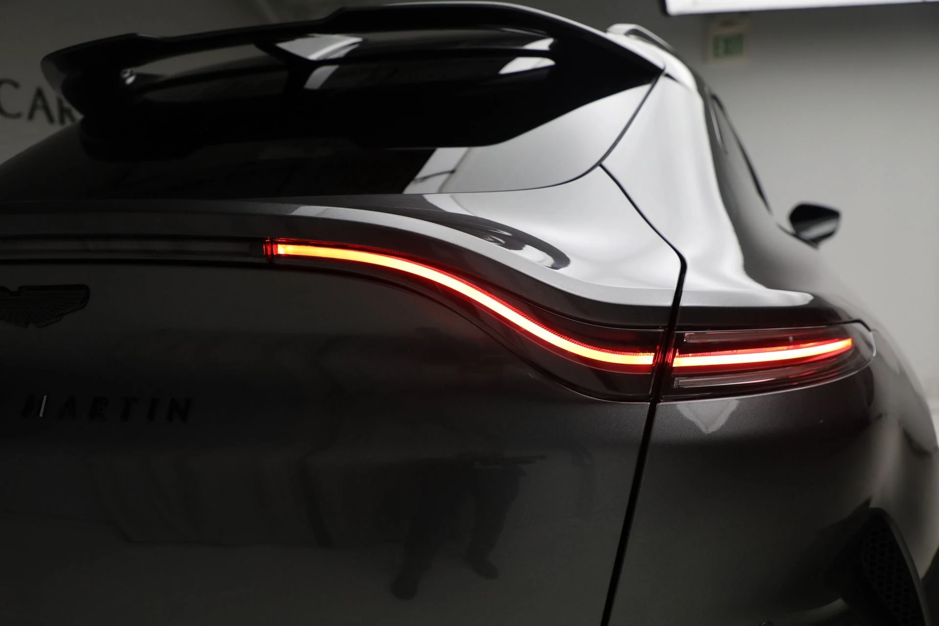 mph038_1397235936_New_2025_Aston_Martin_DBX_707_688b0010c4