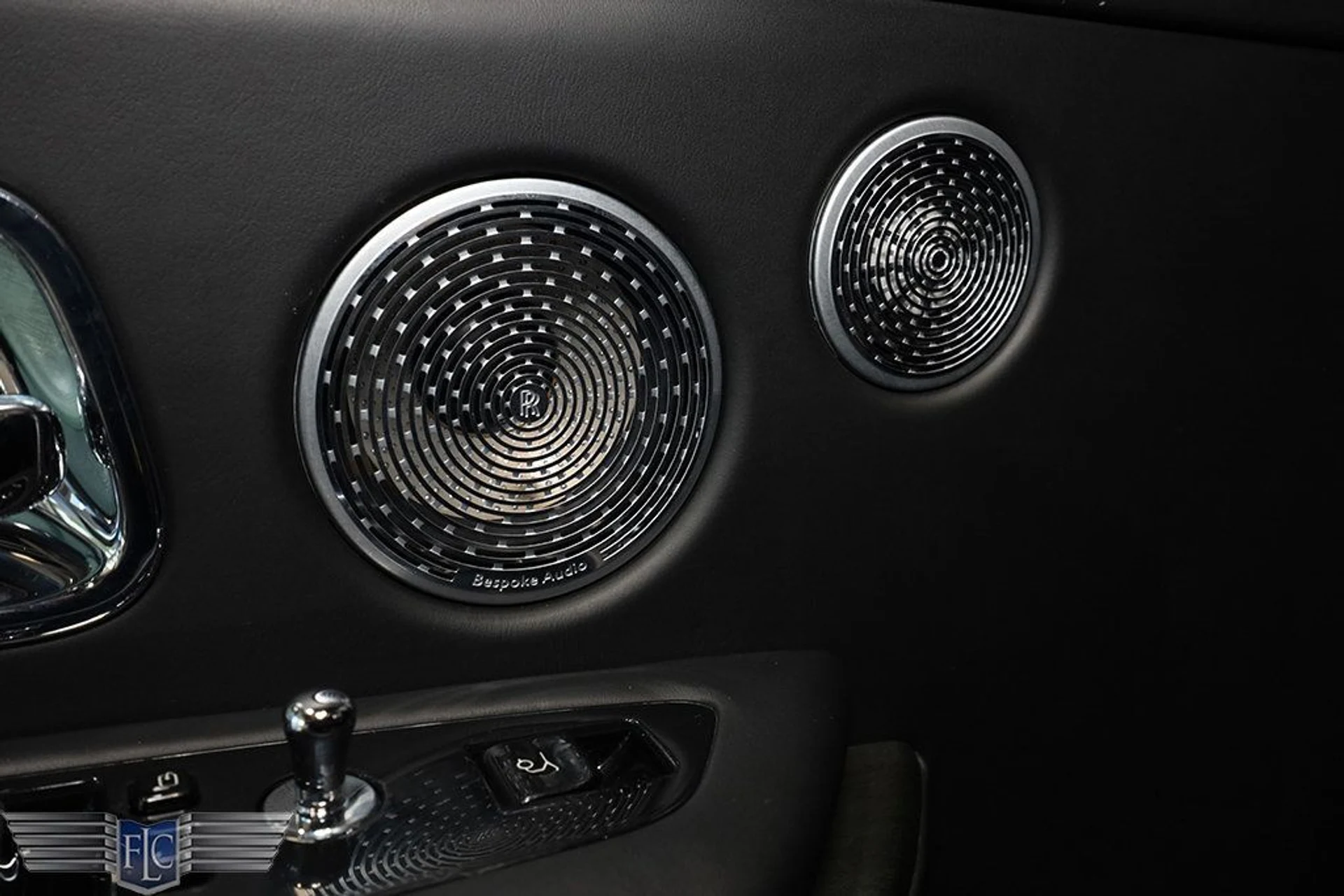 mph038_139849297_used_2019_rolls_royce_cullinan_sportutility_9689_22937203_39_1024_028e7d1656