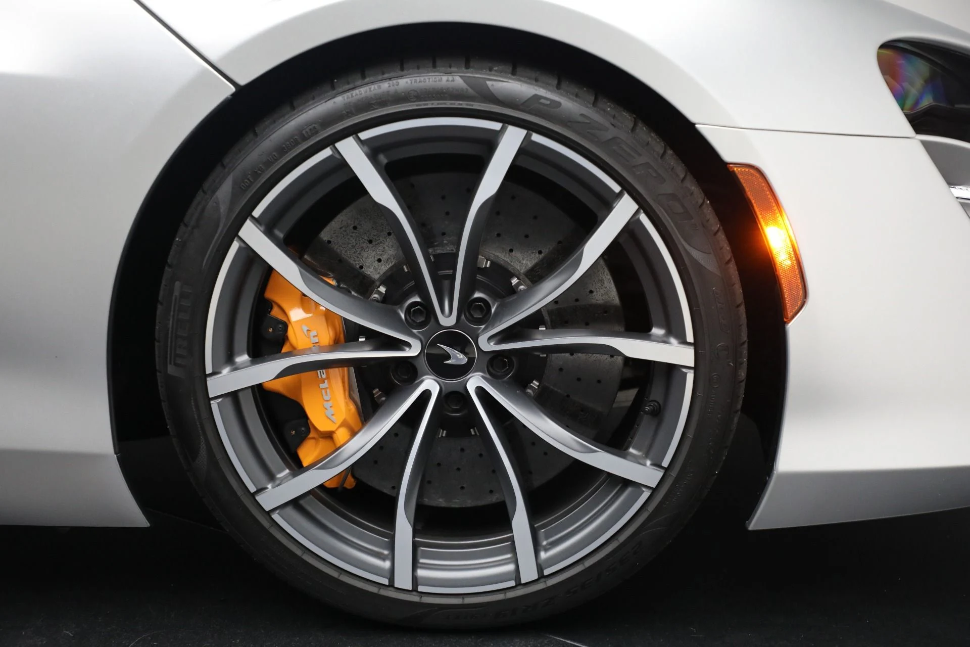 mph038_1407111576_Used_2023_Mc_Laren_Artura_Vision_78773f14ed