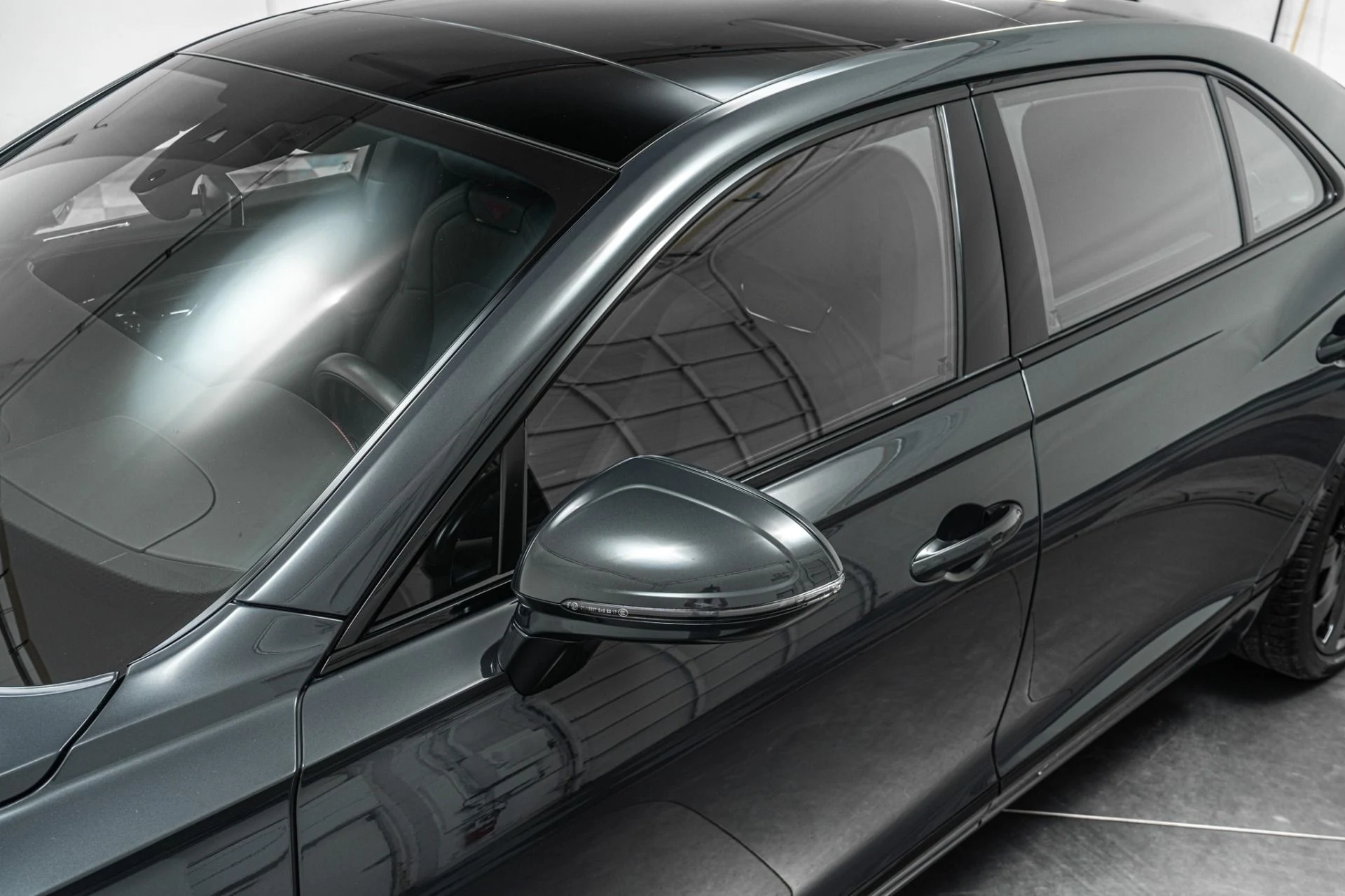 mph038_1437651335_Used_2024_Bentley_Flying_Spur_Edition_8_243_K_MSRP_Rotating_Display_Panoramic_Roof_1782501825_a669658249