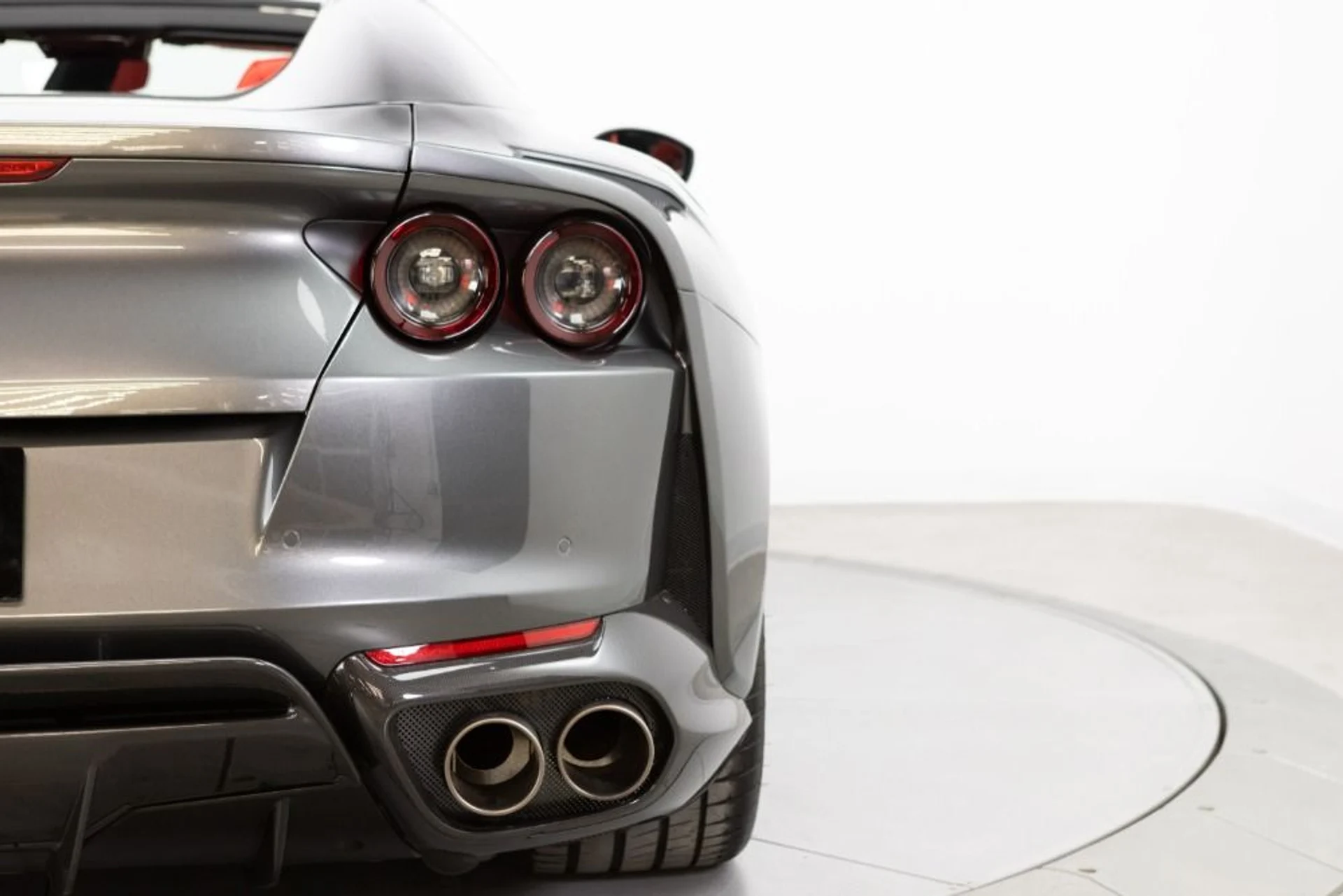 mph038_1461442056_Used_2023_Ferrari_812_GTS_a1a85dc5b1