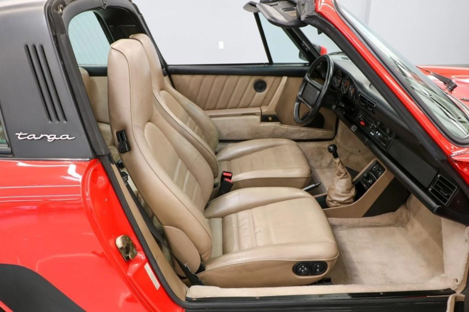 mph038_1475415088_j8bj_F_Fi_Pg_B46_U_Jy6ho6y_Y5h6v_RQ_f376c7c491