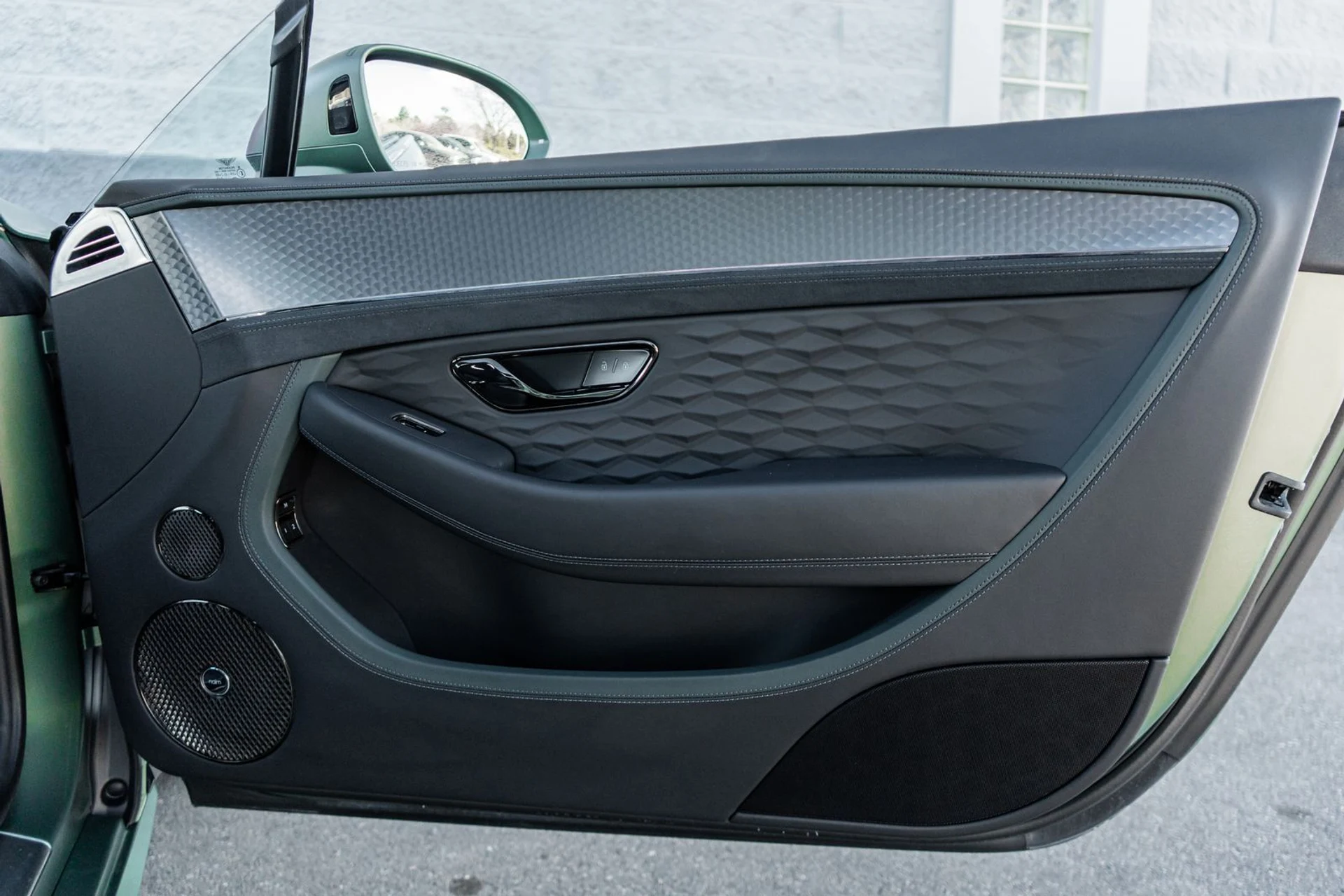 mph038_1482443489_4e36ce43_bc06_43b7_b83d_1e5280d6994d_9fe672d459