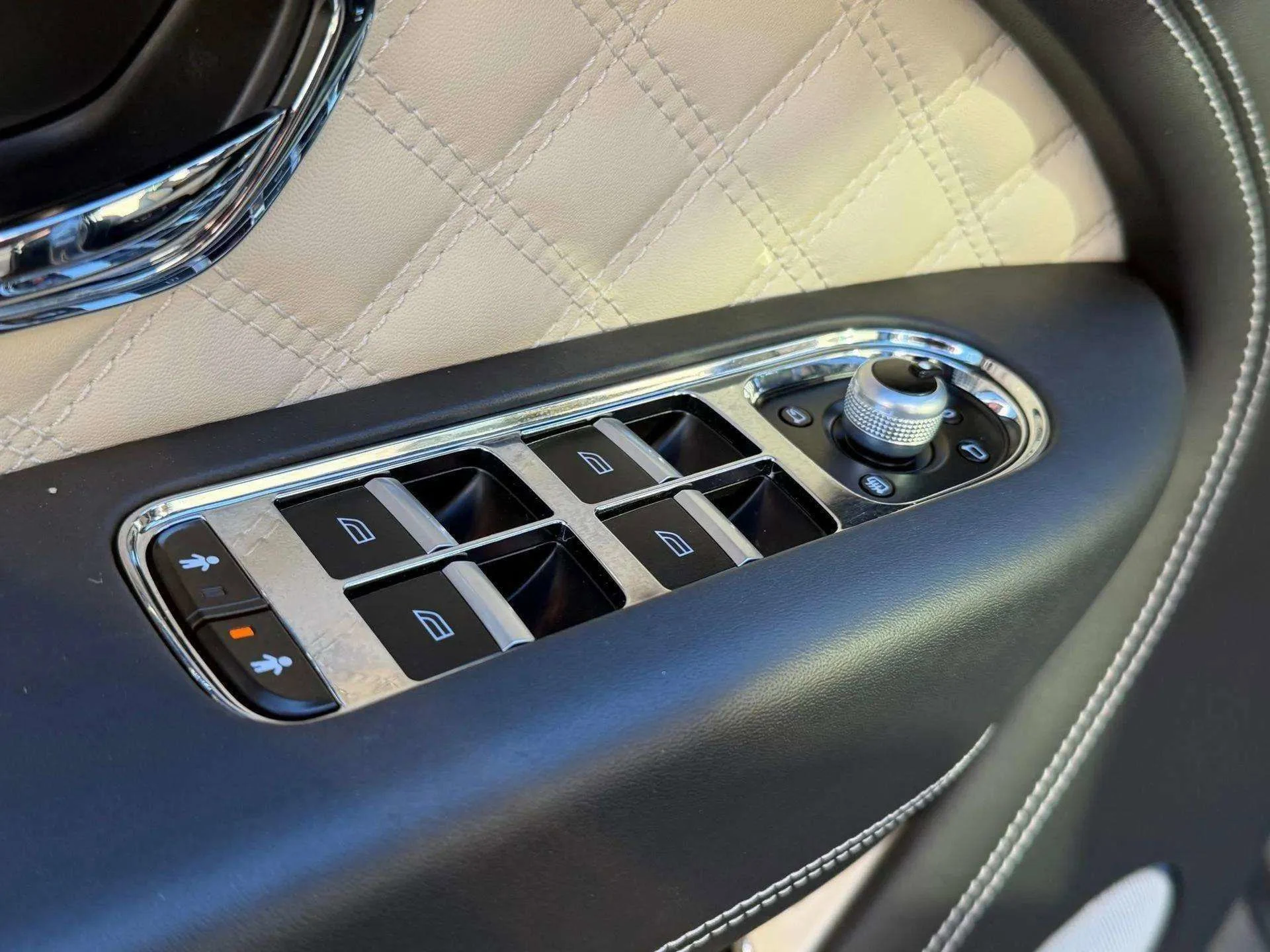 mph038_1493419207_4c5521ac344e4791b074857c495c40ad_7bffb14402