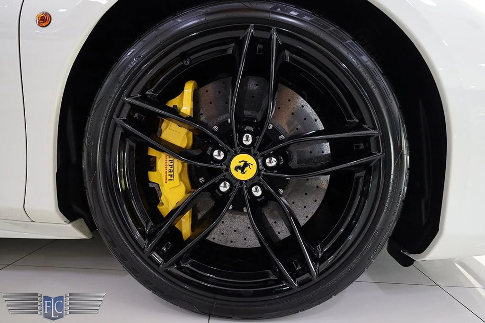 mph038_1494536417_used_2017_ferrari_488_spider_convertible_6305_22875072_39_1024_c113c829b6