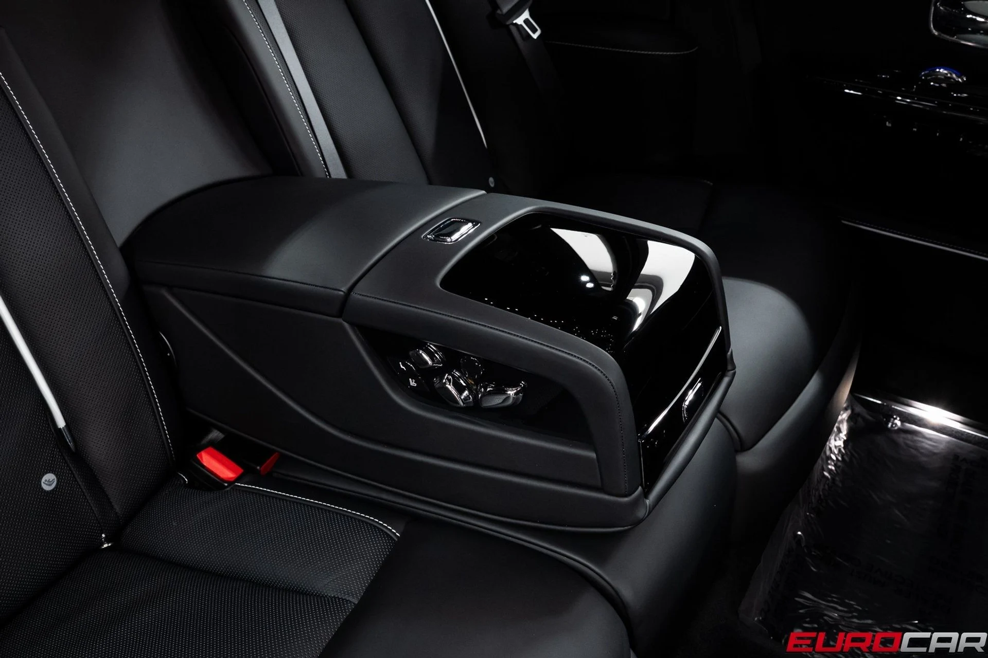 mph038_150464037_image_39_7cd17a35ff