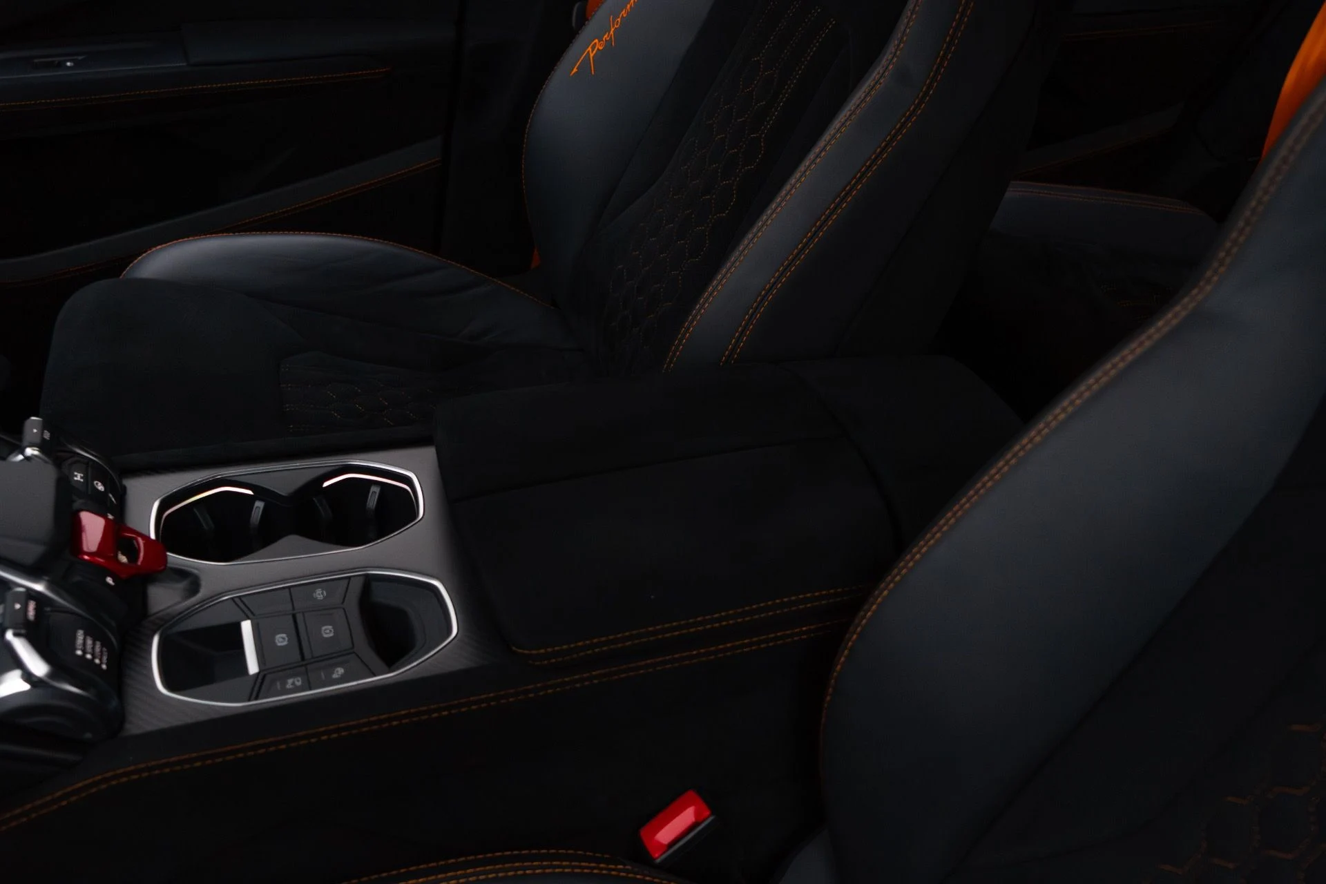 mph038_1507610836_Used_2023_Lamborghini_Urus_Performante_1764644913_0ef285fa38