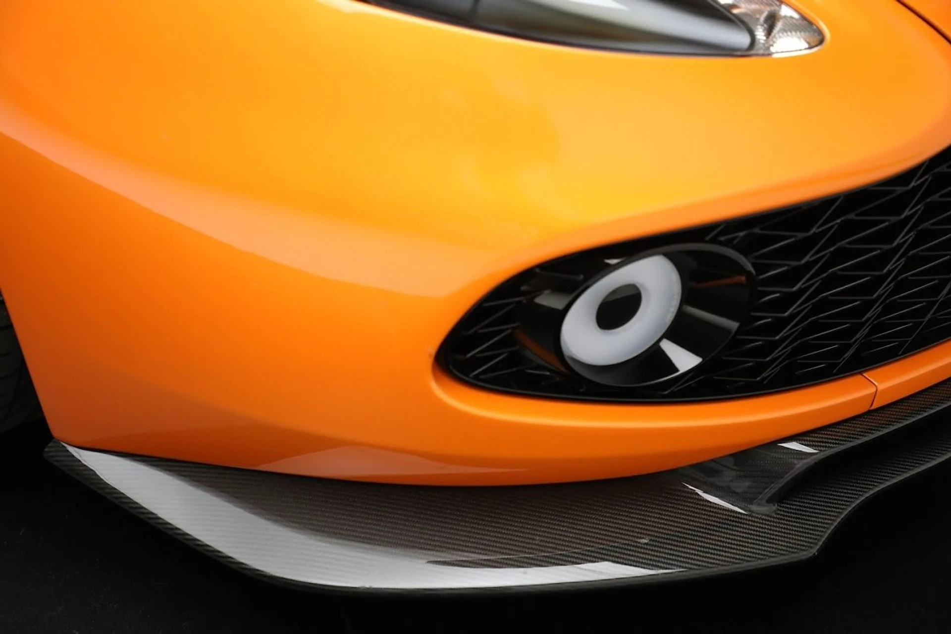 mph038_1523725650_Used_2018_Aston_Martin_Vanquish_Zagato_Speedster_c547a94541