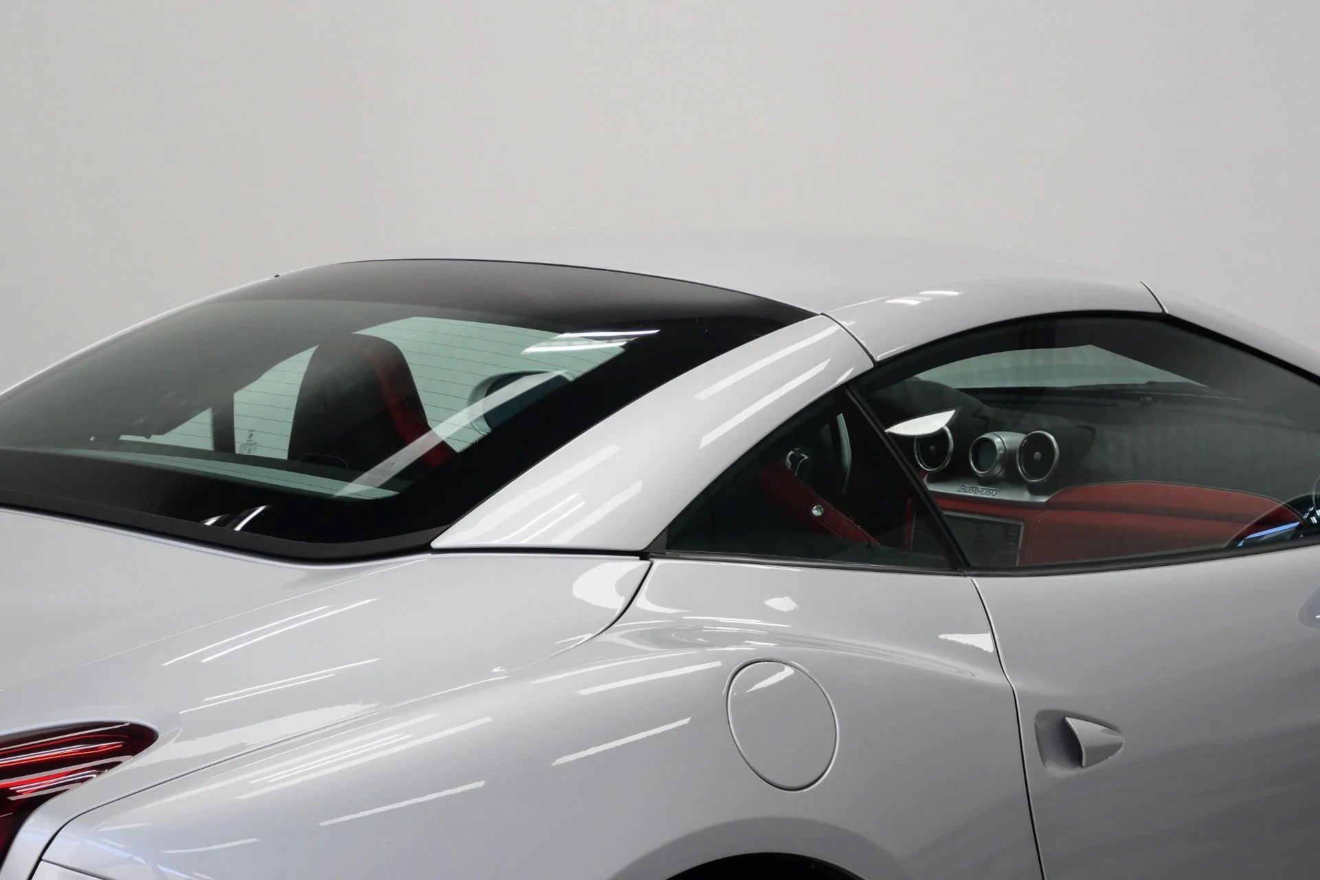 mph038_152461326_Used_2017_Ferrari_California_T_Extremely_Low_Miles_Ventilated_Seats_Beautiful_1776794649_b4498e35b5