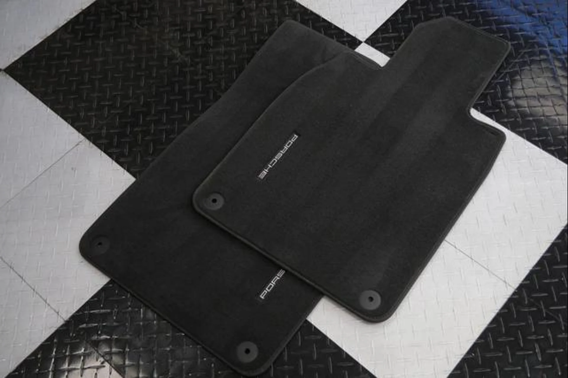 mph038_1526834255_T_QHA_3m0_Es5c_Ej_VW_0869o_I2w75k_9d6154ac53