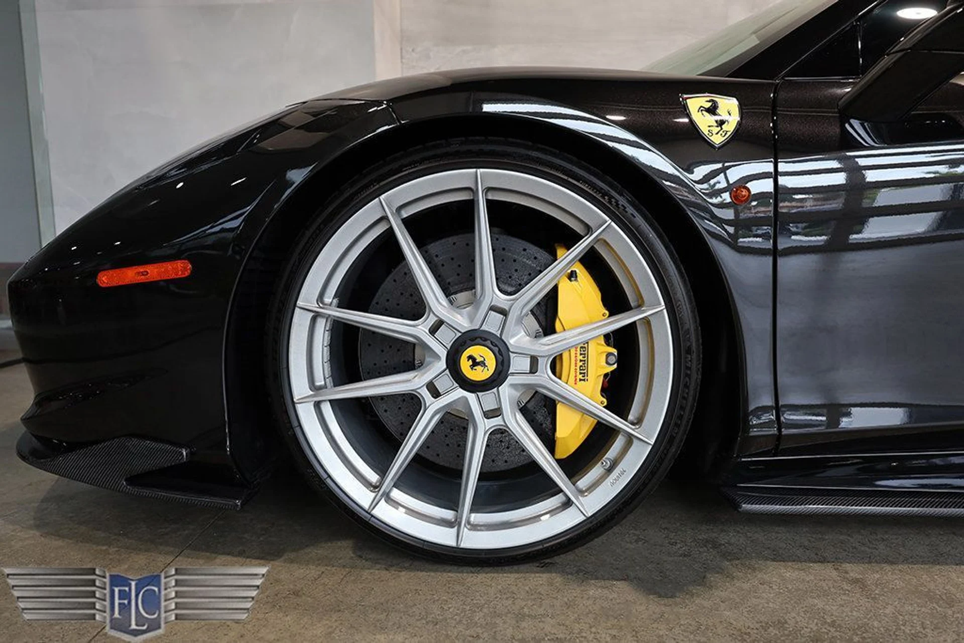 mph038_1539561651_used_2013_ferrari_458_spider_9689_23036593_39_1024_3e35e1db6a