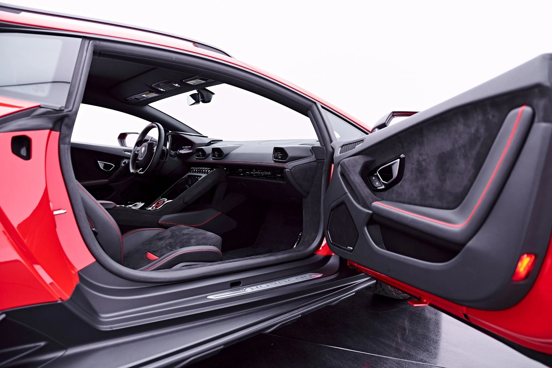 mph038_155853157_Used_2023_Lamborghini_Huracan_Sterrato_Base_1782841540_9792c0596f
