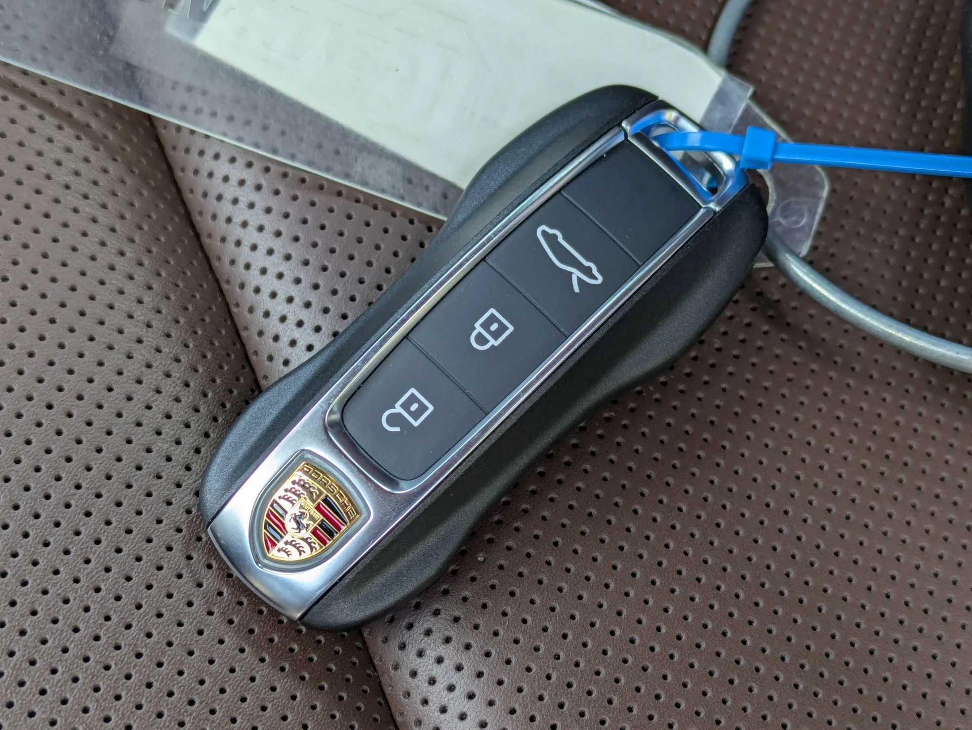 mph038_1559158723_c2d3801a386d12033e09ba1747096e20x_9d027d4953