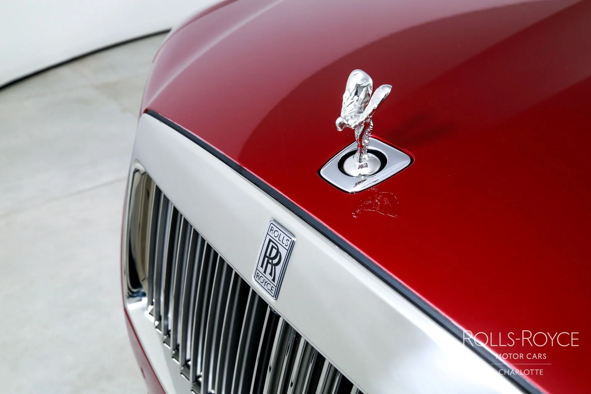 mph038_156444541_Used_2024_Rolls_Royce_Ghost_1751554518_d3956f0d1f