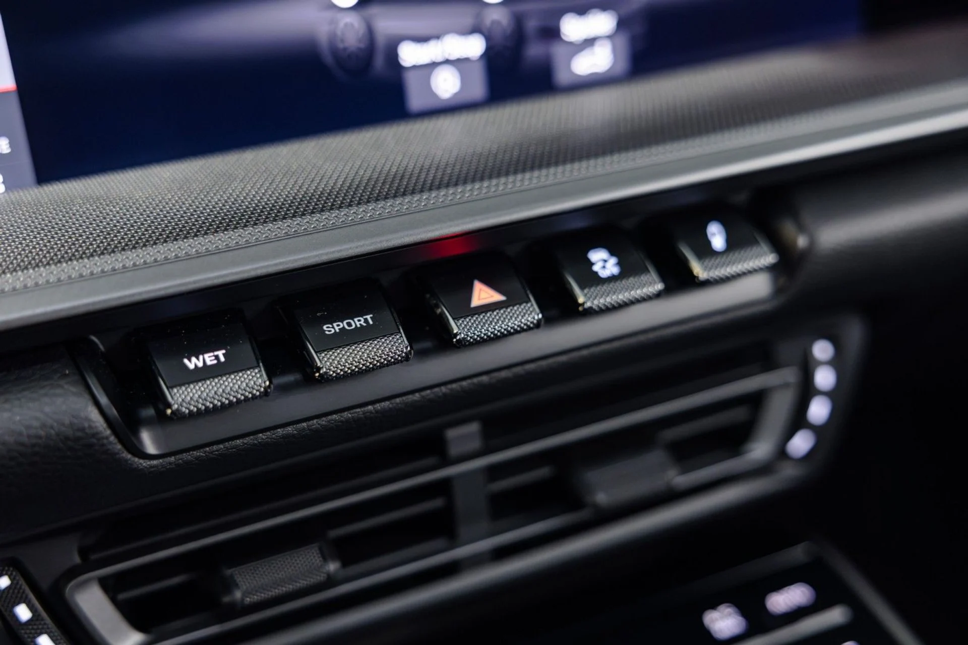 mph038_1568005171_3g_6b6f970567