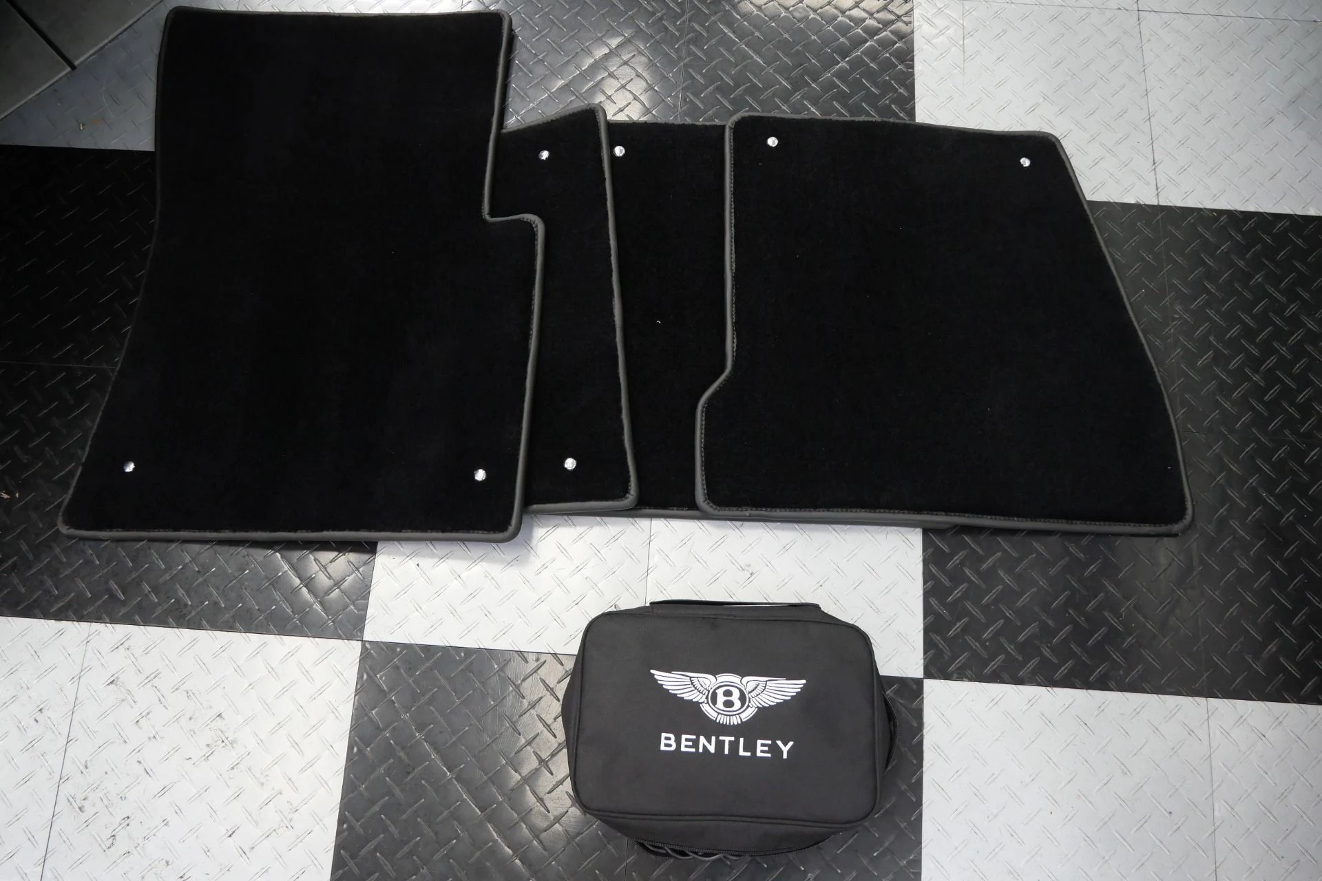 mph038_1572009255_Used_2013_Bentley_Mulsanne_Premier_Specification_Heated_and_Ventilated_Seats_1783449145_4db1ea10d6